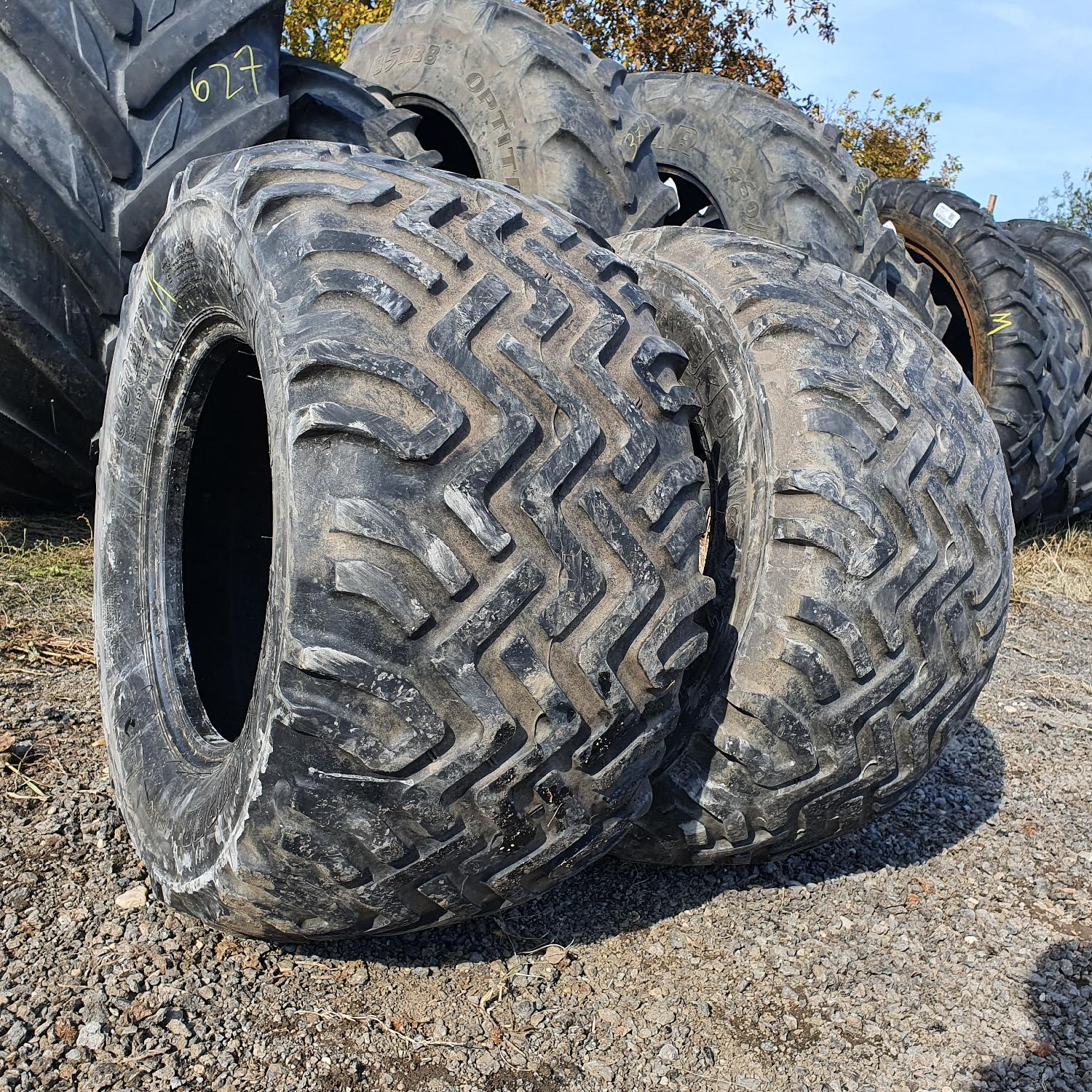  Cauciucuri 440/50R17 Bkt