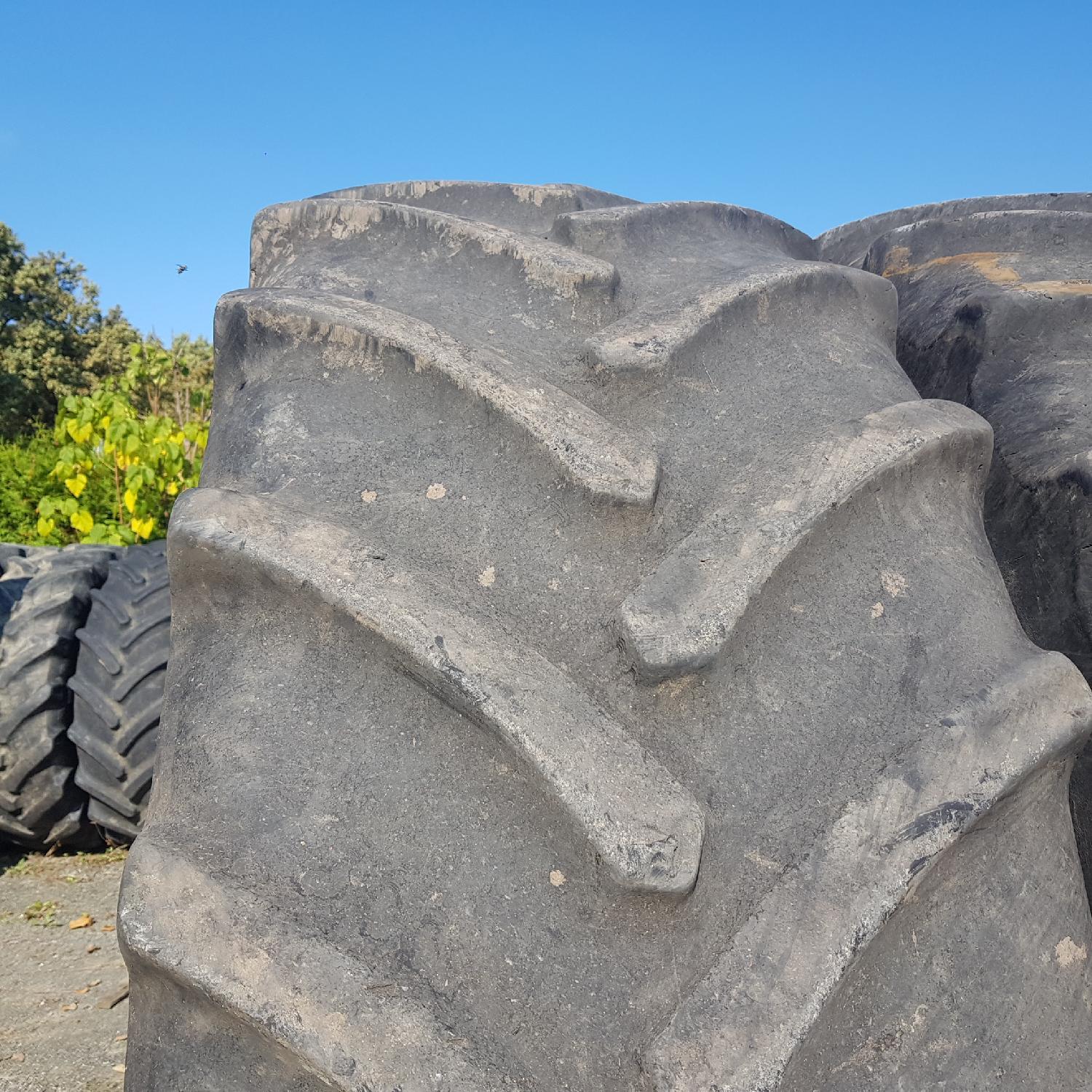  Cauciucuri 650/65R42 Mitas