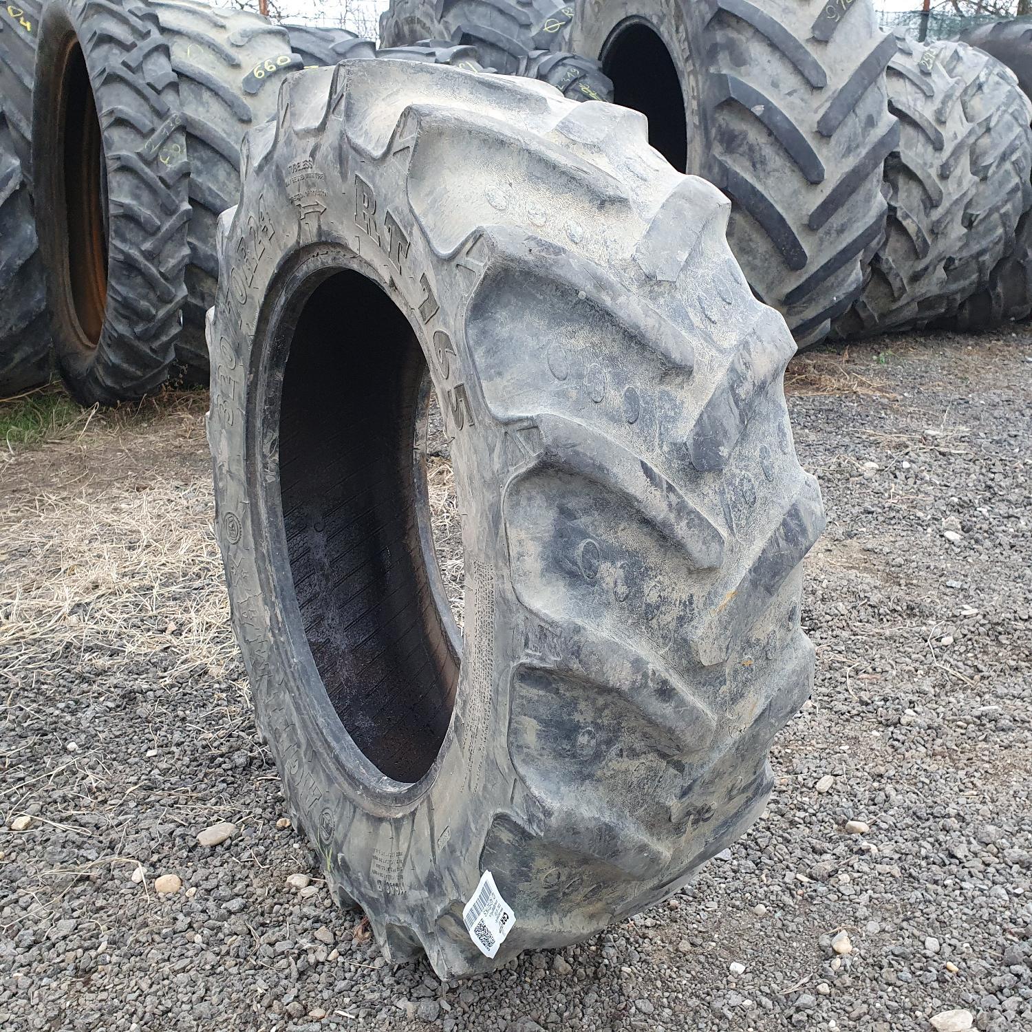  Cauciucuri 320/70R24 Bkt