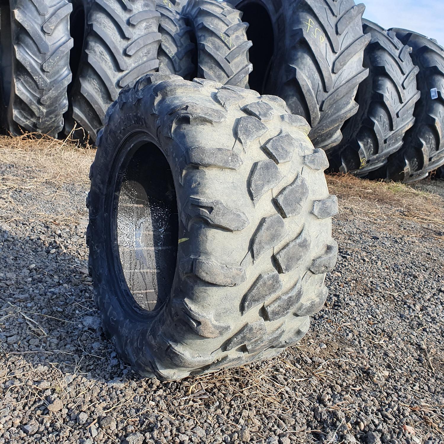  Cauciucuri 285/60R14 Maxxis