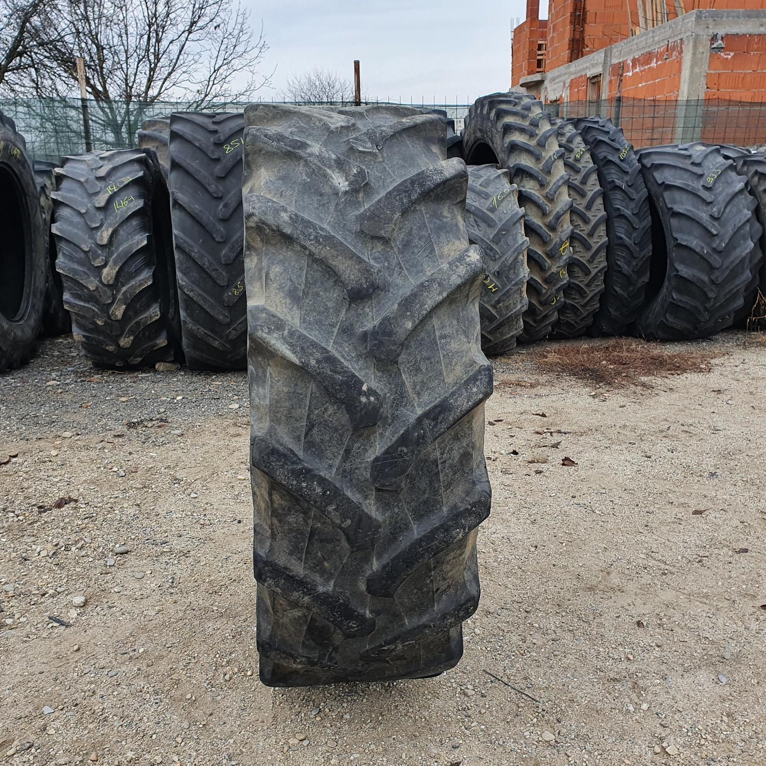  Cauciucuri 420/70R30 Pirelli