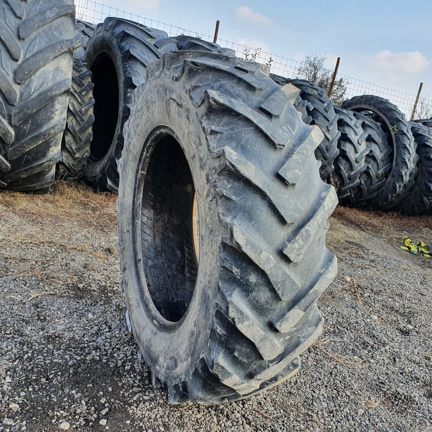  Cauciucuri 14.9R28 (380/85R28) Kormoran