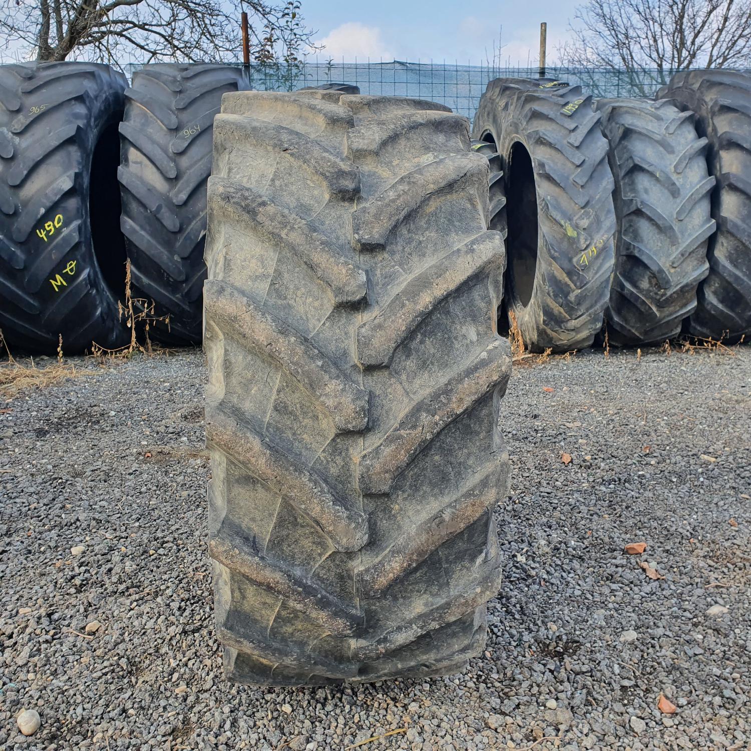  Cauciucuri 440/65R24  Trelleborg