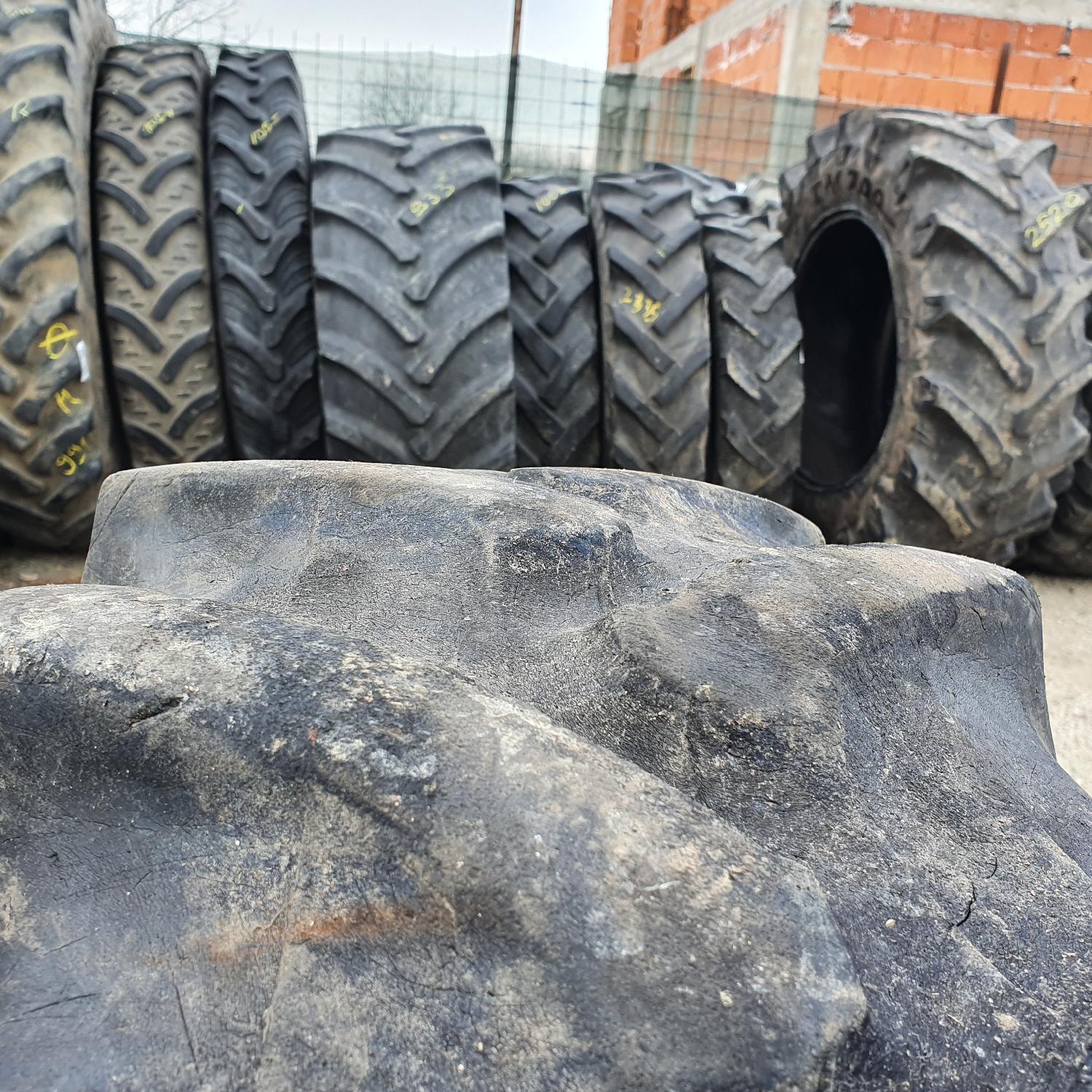  Cauciucuri 320/70R24 Trelleborg