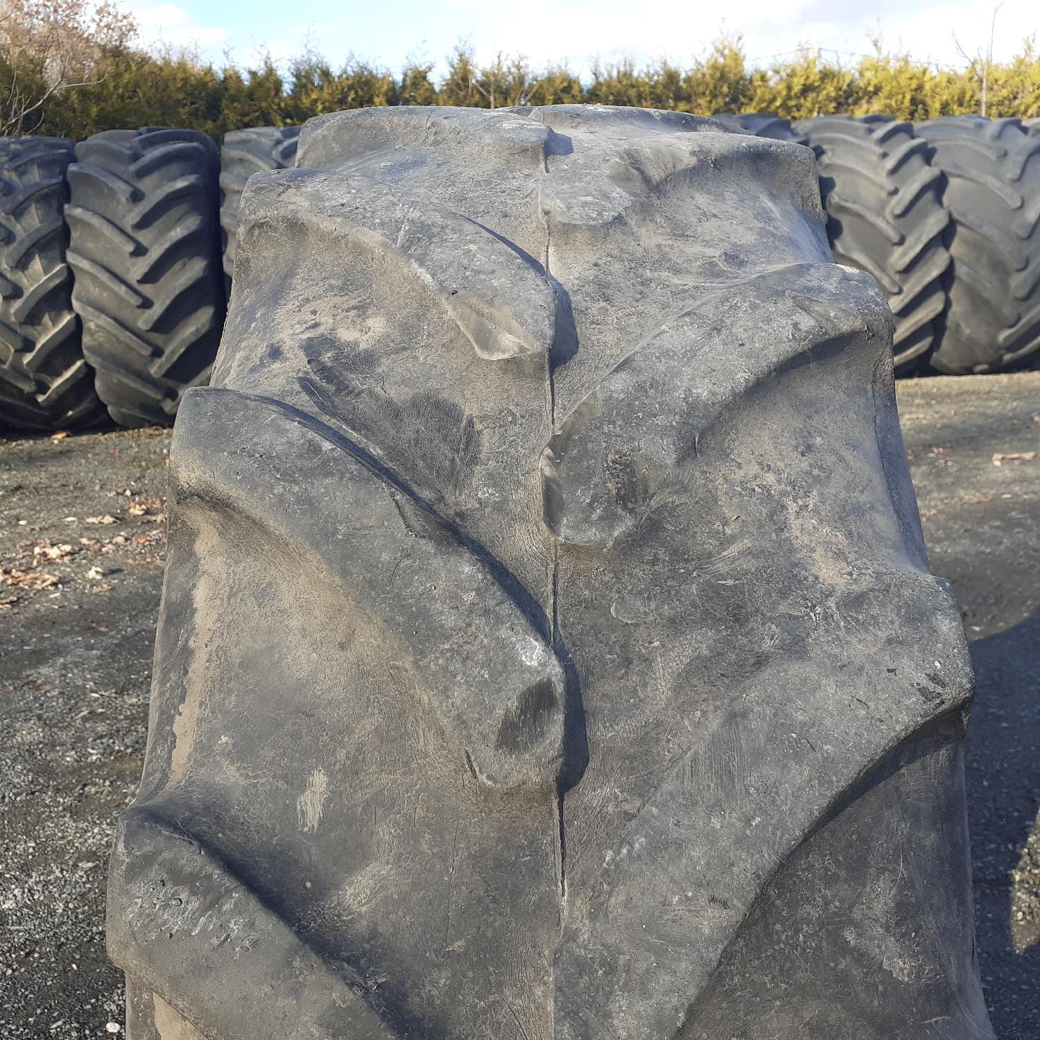  Cauciucuri 340/85R24 (13.6R24) Firestone