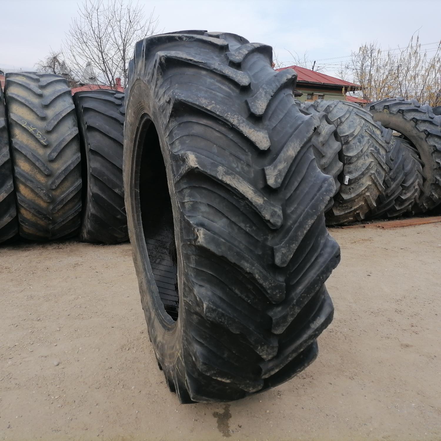  Cauciucuri 520/70R38 Taurus