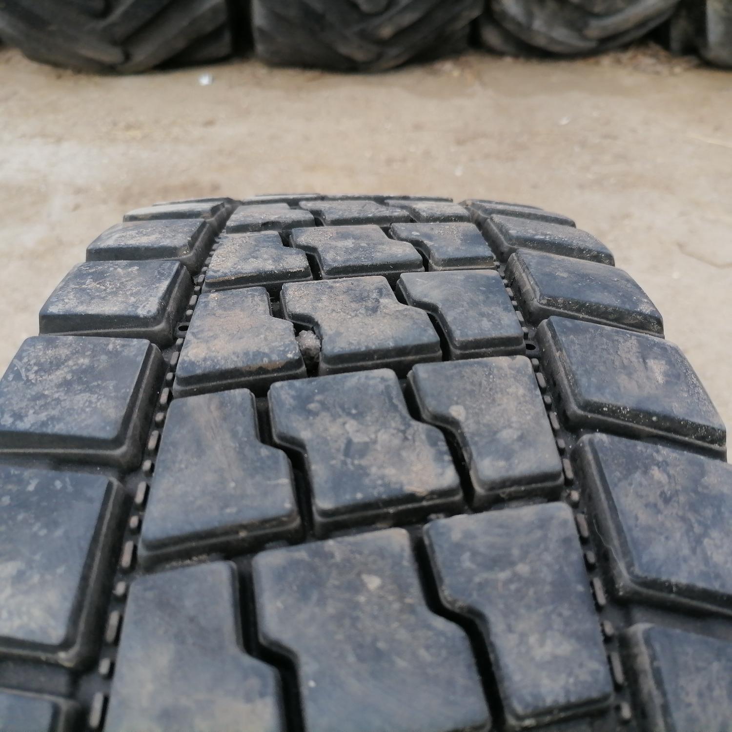  Cauciucuri 215/75R17.5  Apollo