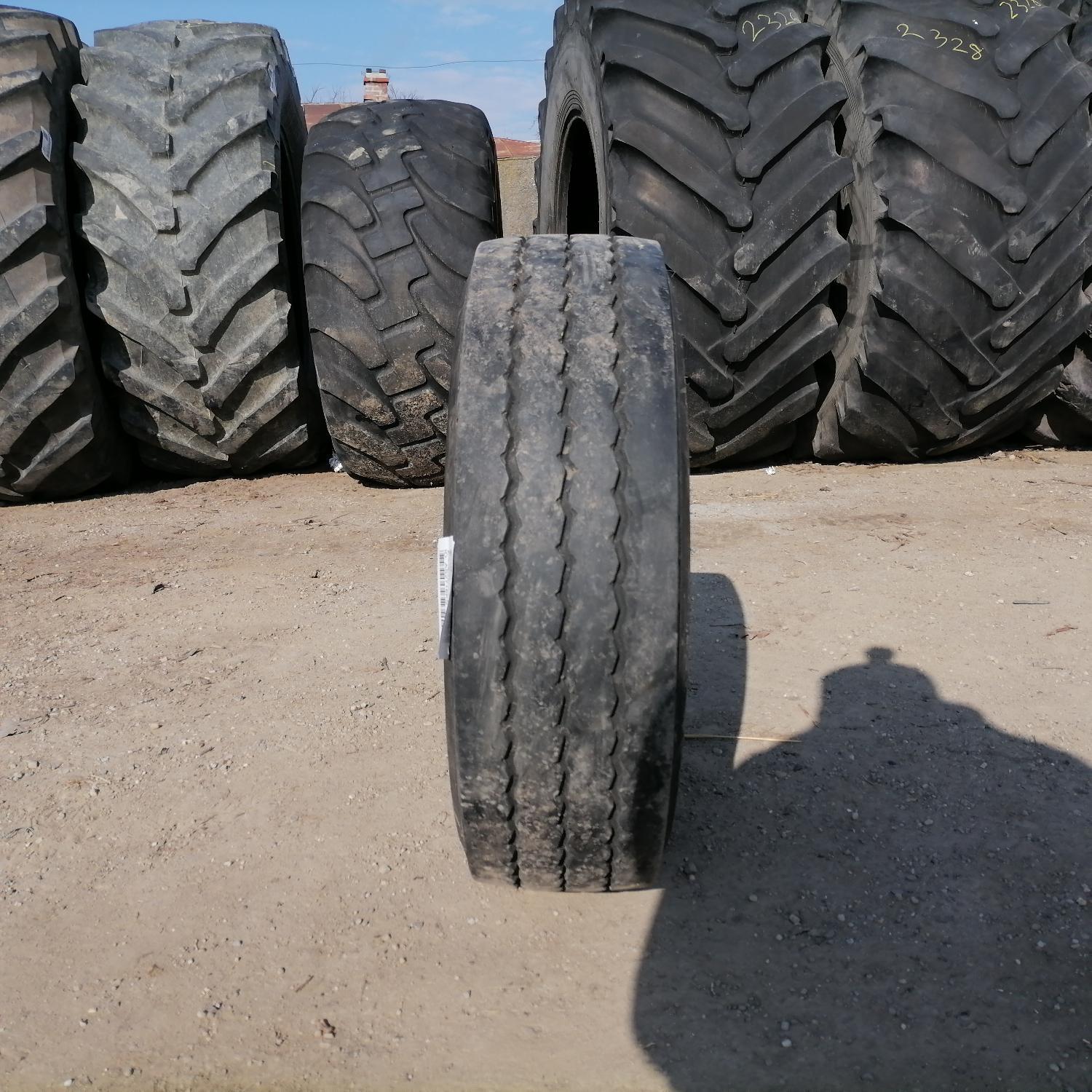  Cauciucuri 205/56R17.5 Pirelli