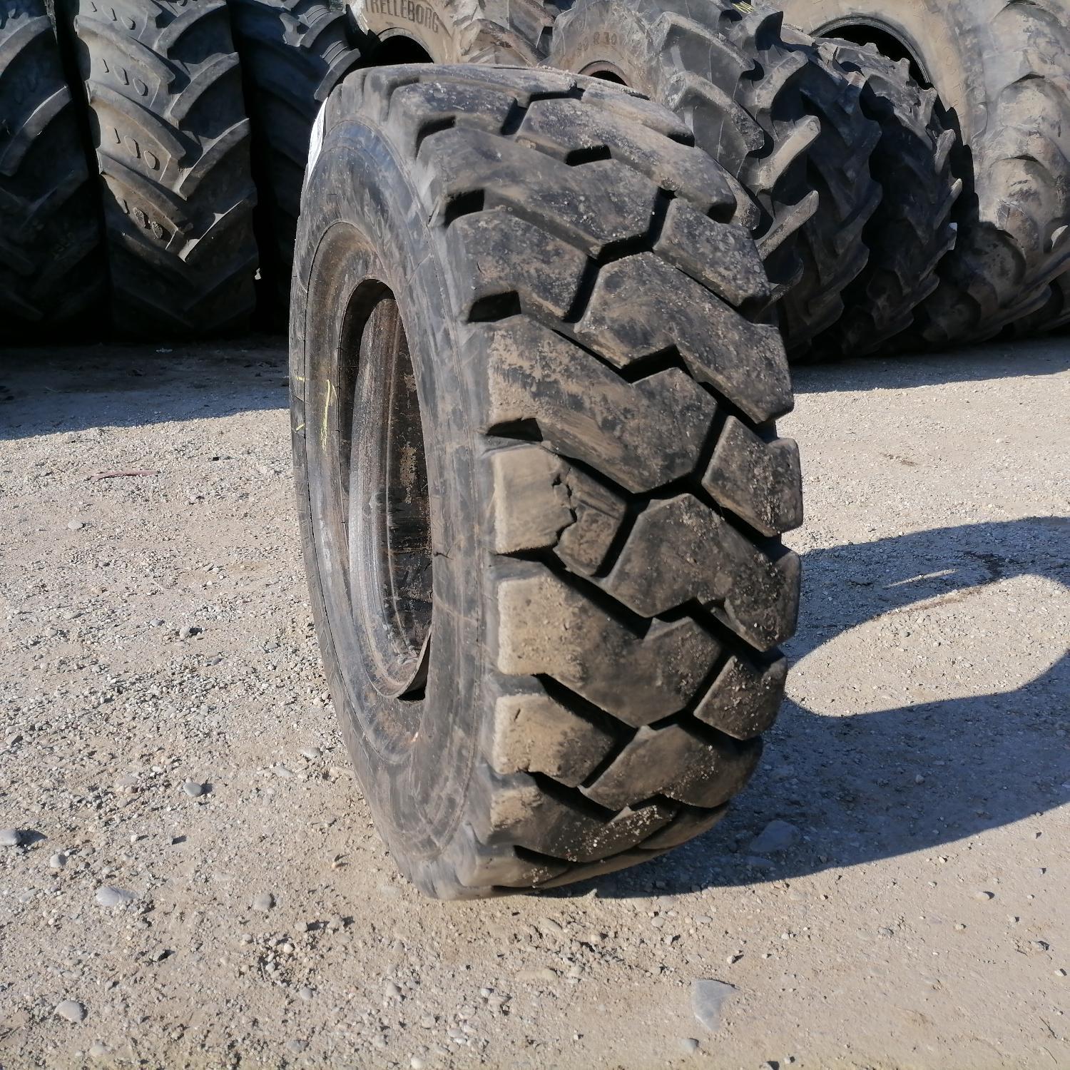  Cauciucuri 250/70R15 Michelin