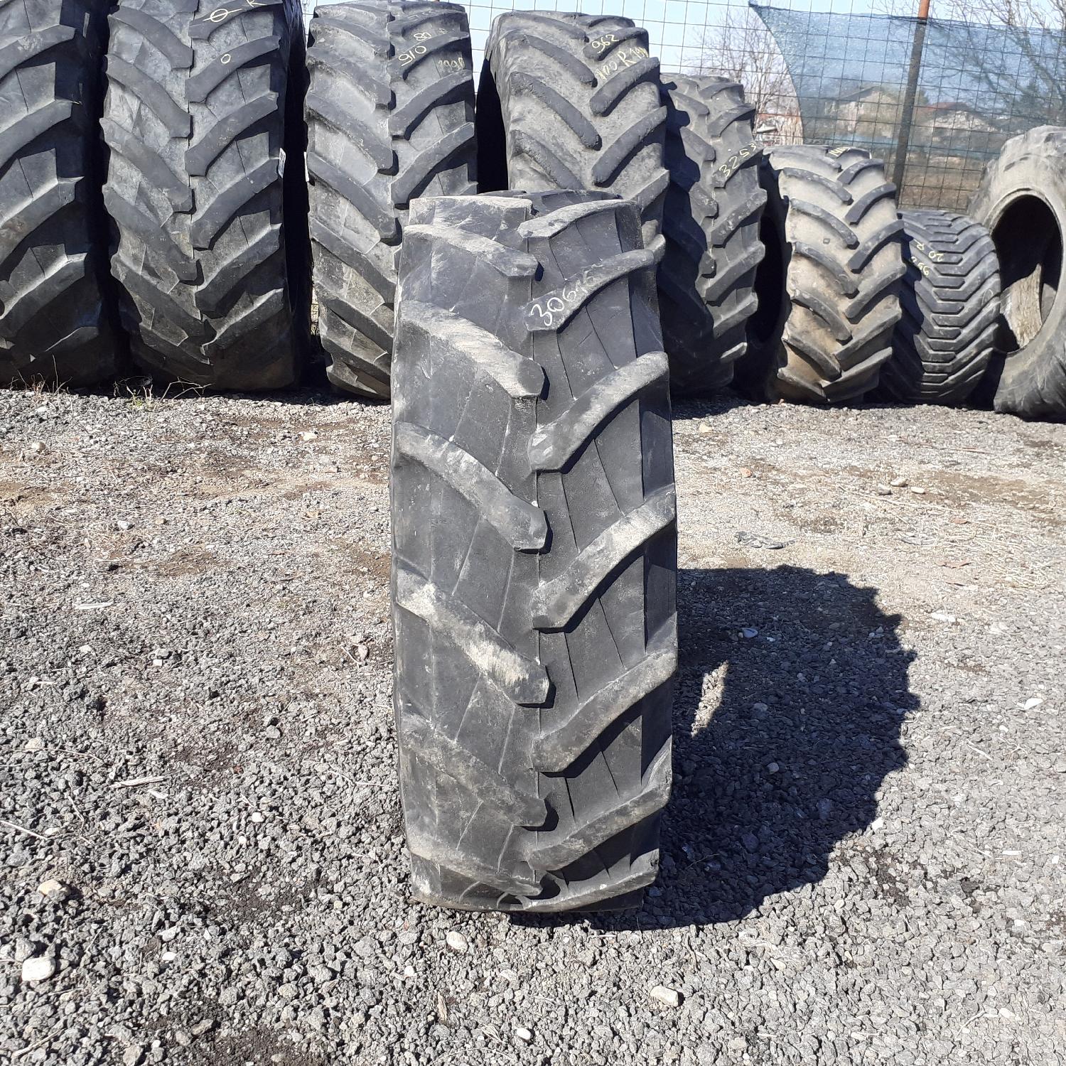  Cauciucuri 340/85R24 (13.6R24) Pirelli