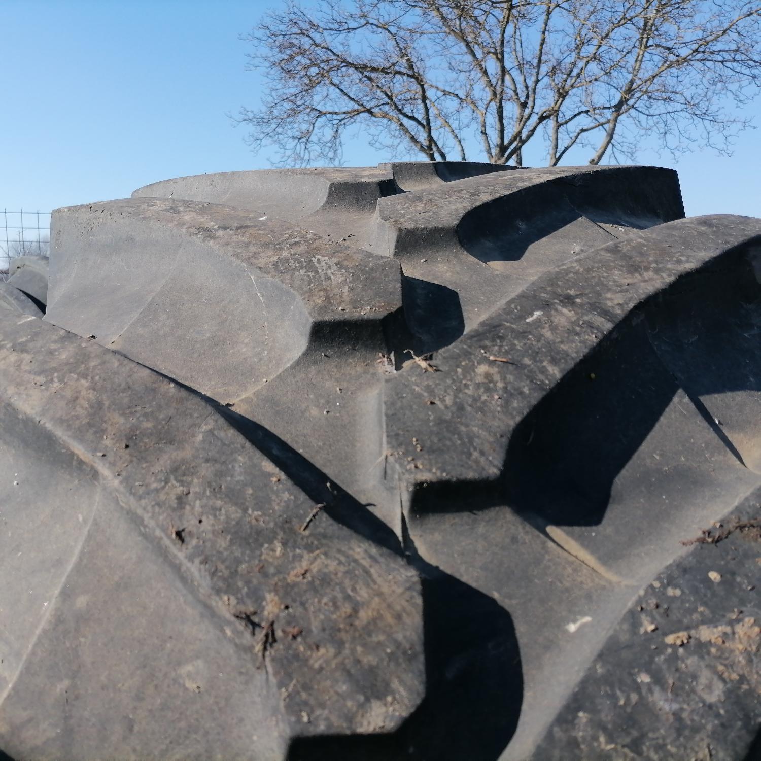  Cauciucuri 650/65R38  Pirelli