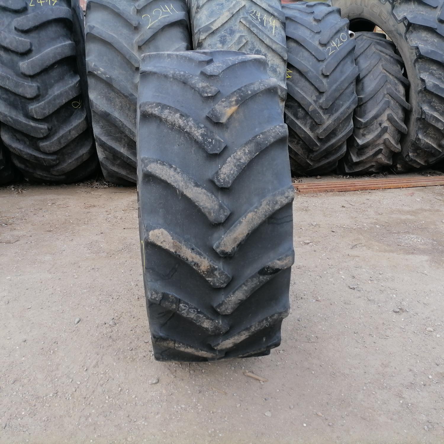  Cauciucuri 440/65R24 Continental