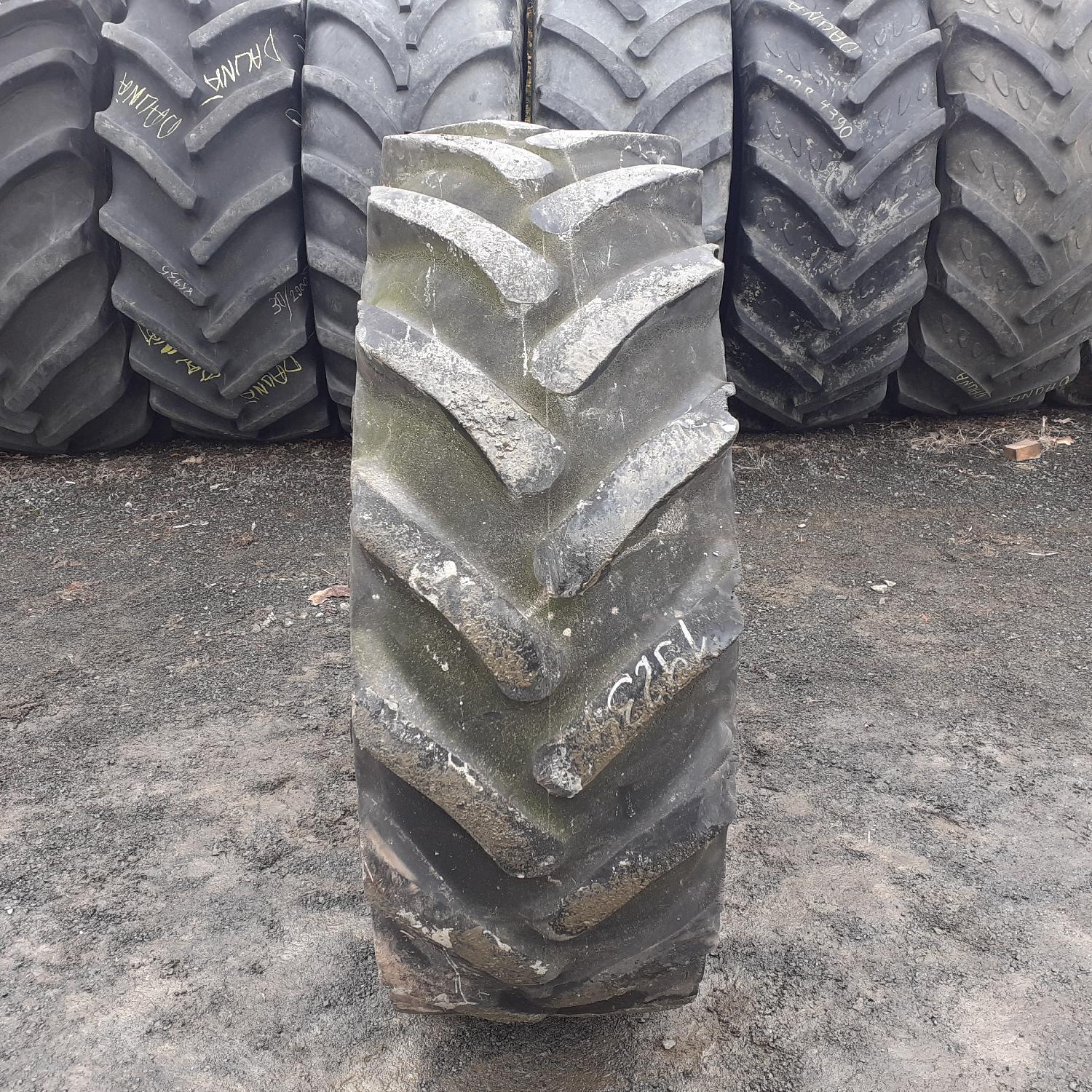  Cauciucuri 14.9-28 (380/85R28) Dunlop