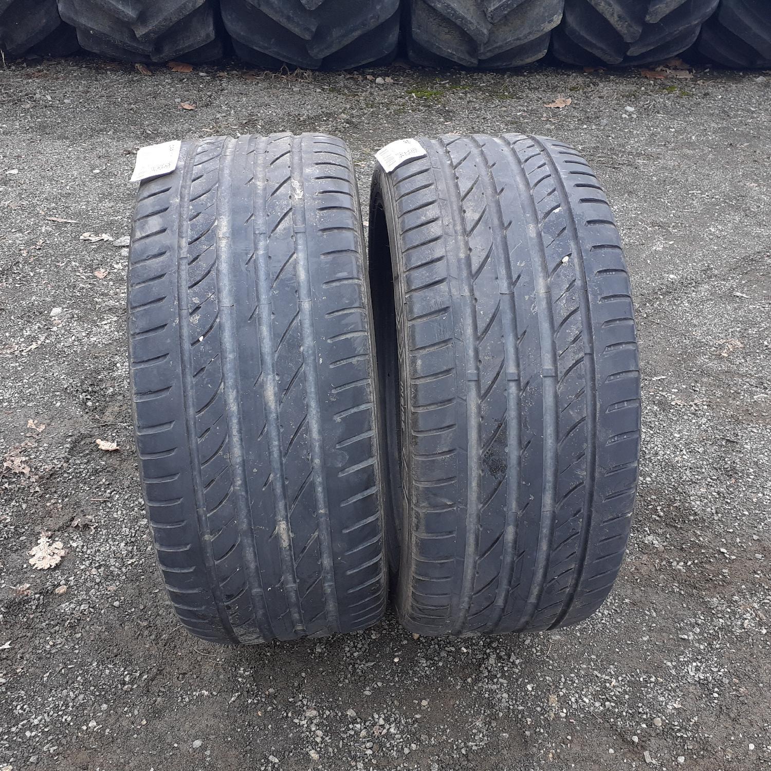  Cauciucuri 255/45R18 Universal