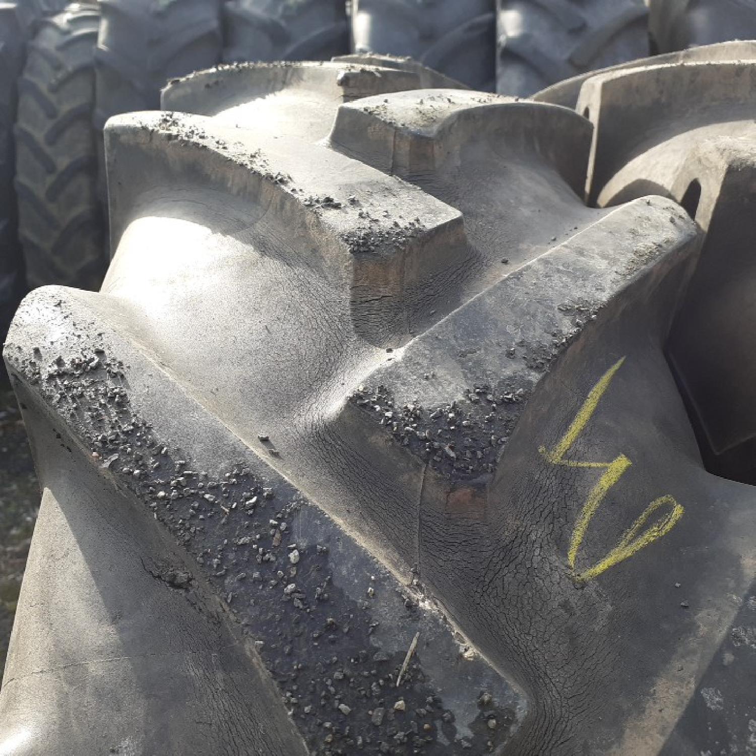  Cauciucuri 12.4-28 (320/85R28) Rekord