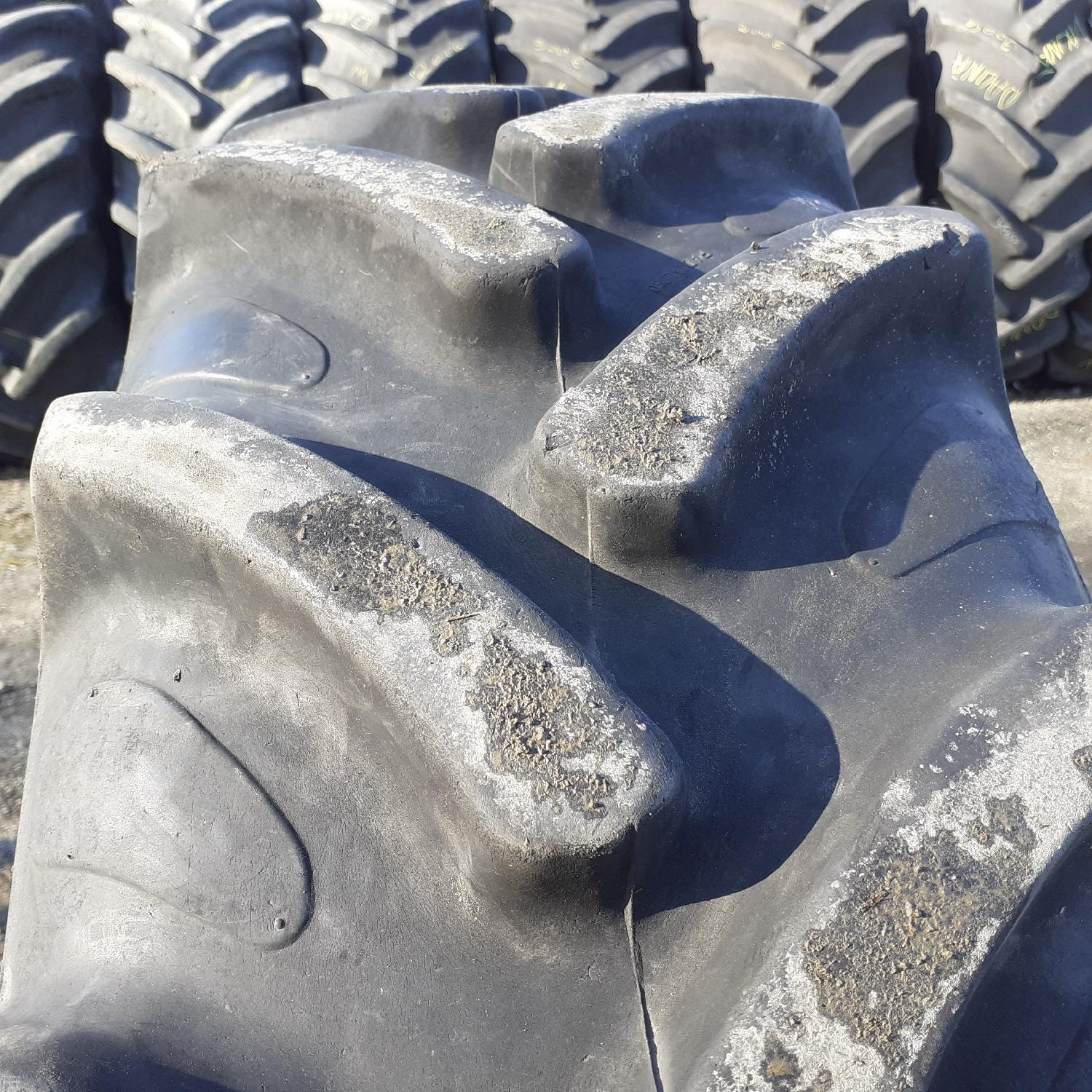  Cauciucuri 340/85R24 (13.6R24) Galaxy