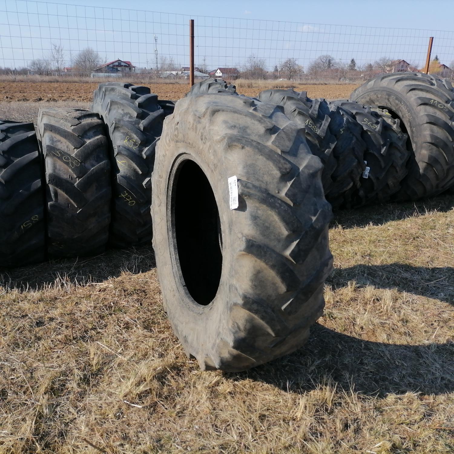  Cauciucuri 340/85R24 (13.6R24) Continental