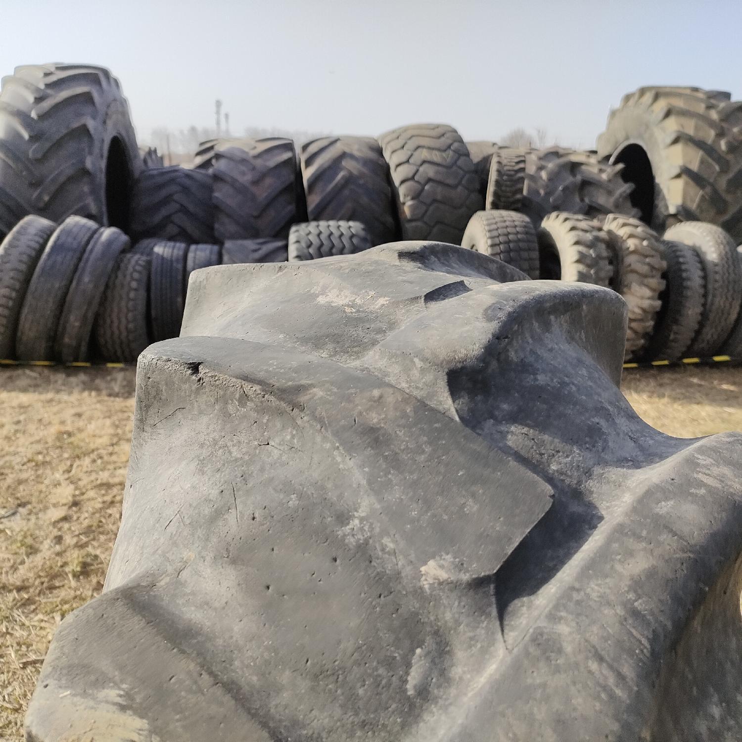  Cauciucuri 14.9-28 (380/85R28) Bkt
