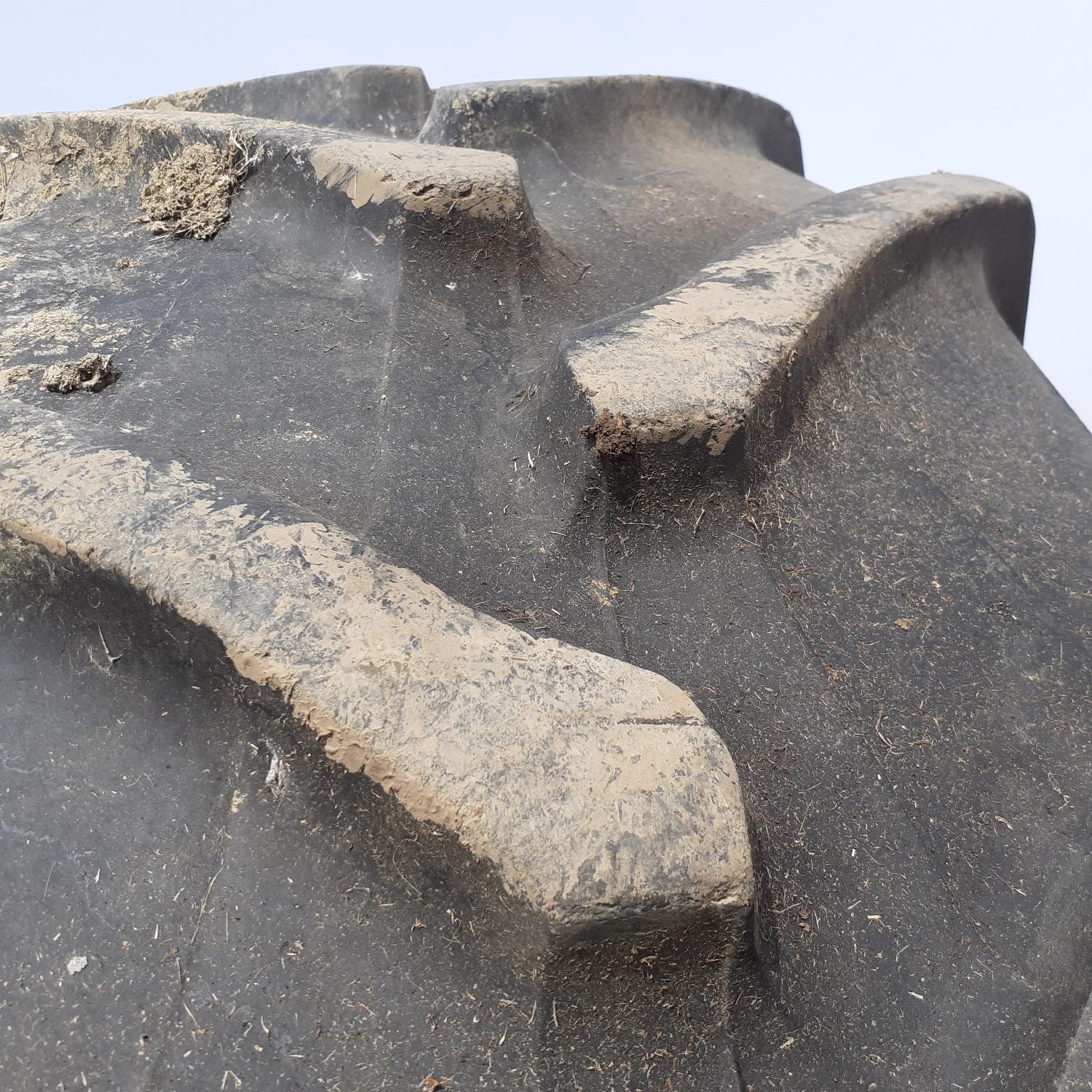  Cauciucuri 20.8R38 Pirelli