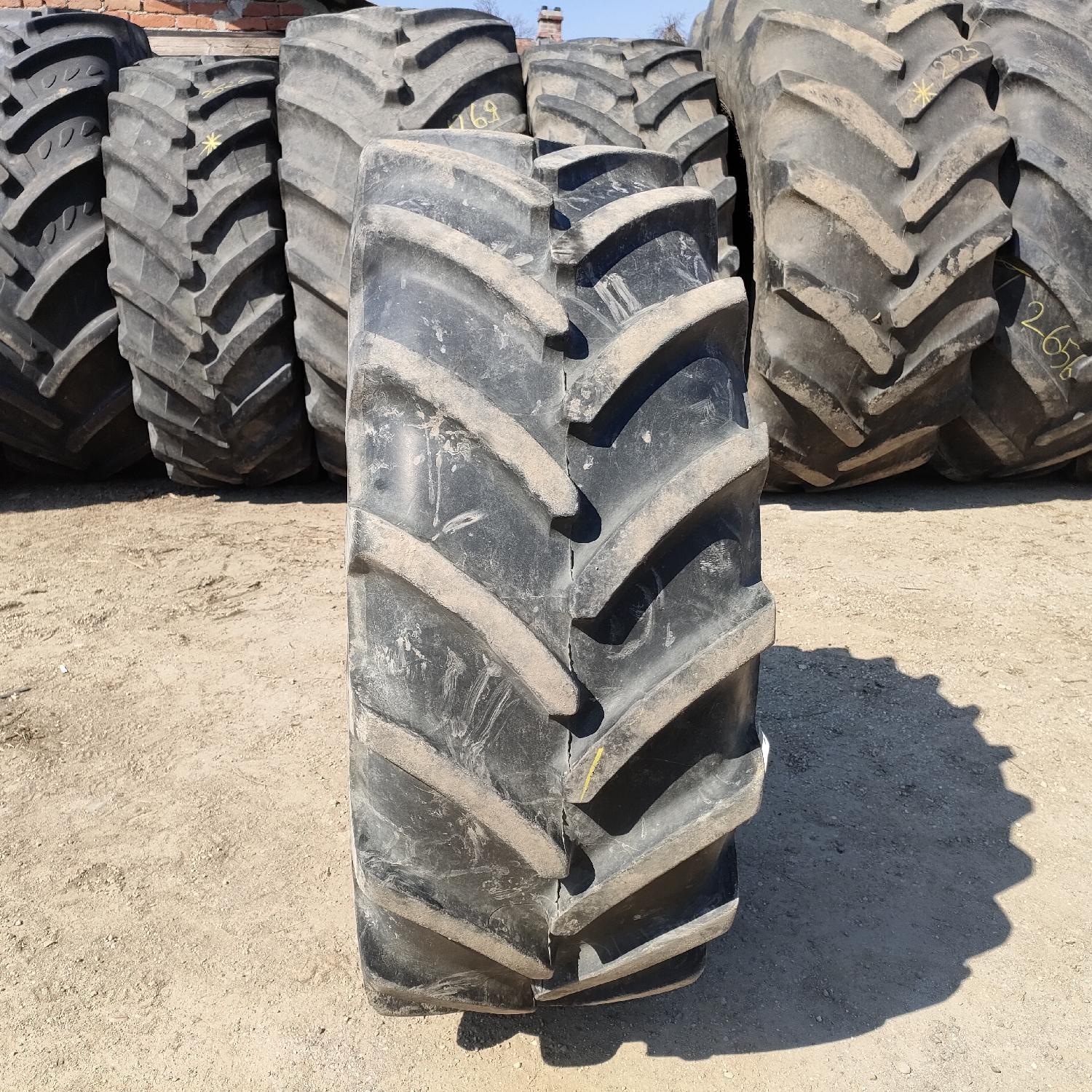  Cauciucuri 440/65R24 Michelin