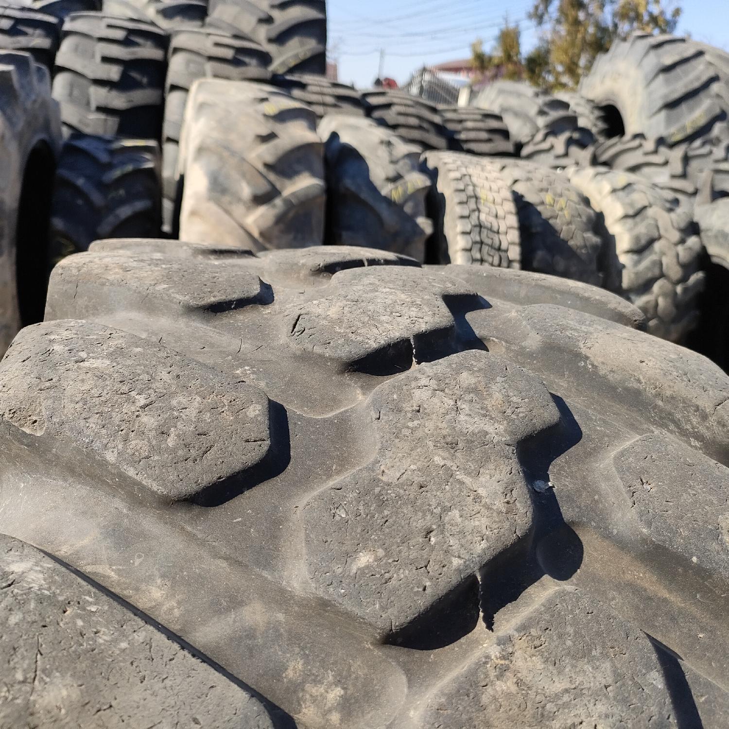  Cauciucuri 405/70R18 Firestone