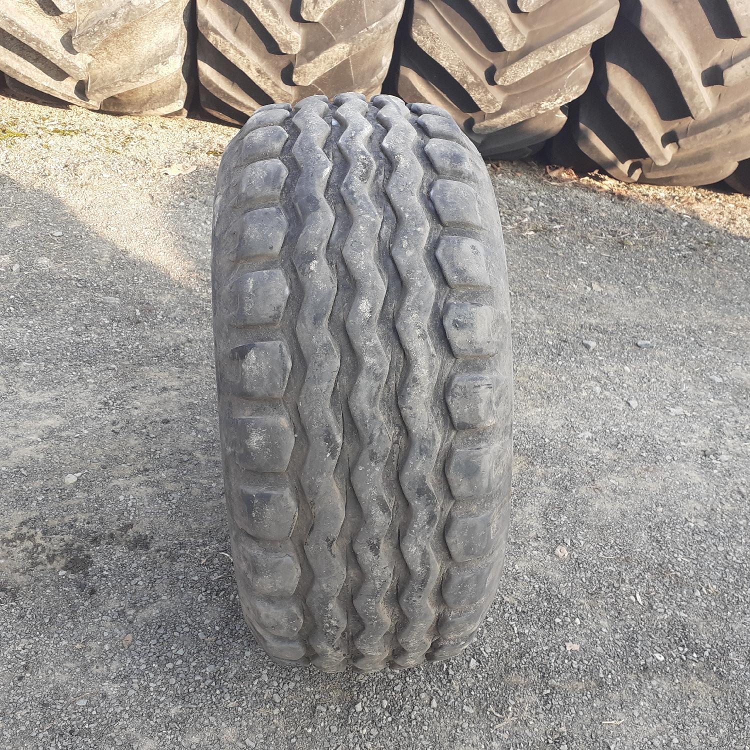  Cauciucuri 10.0/75-15.3 Bkt