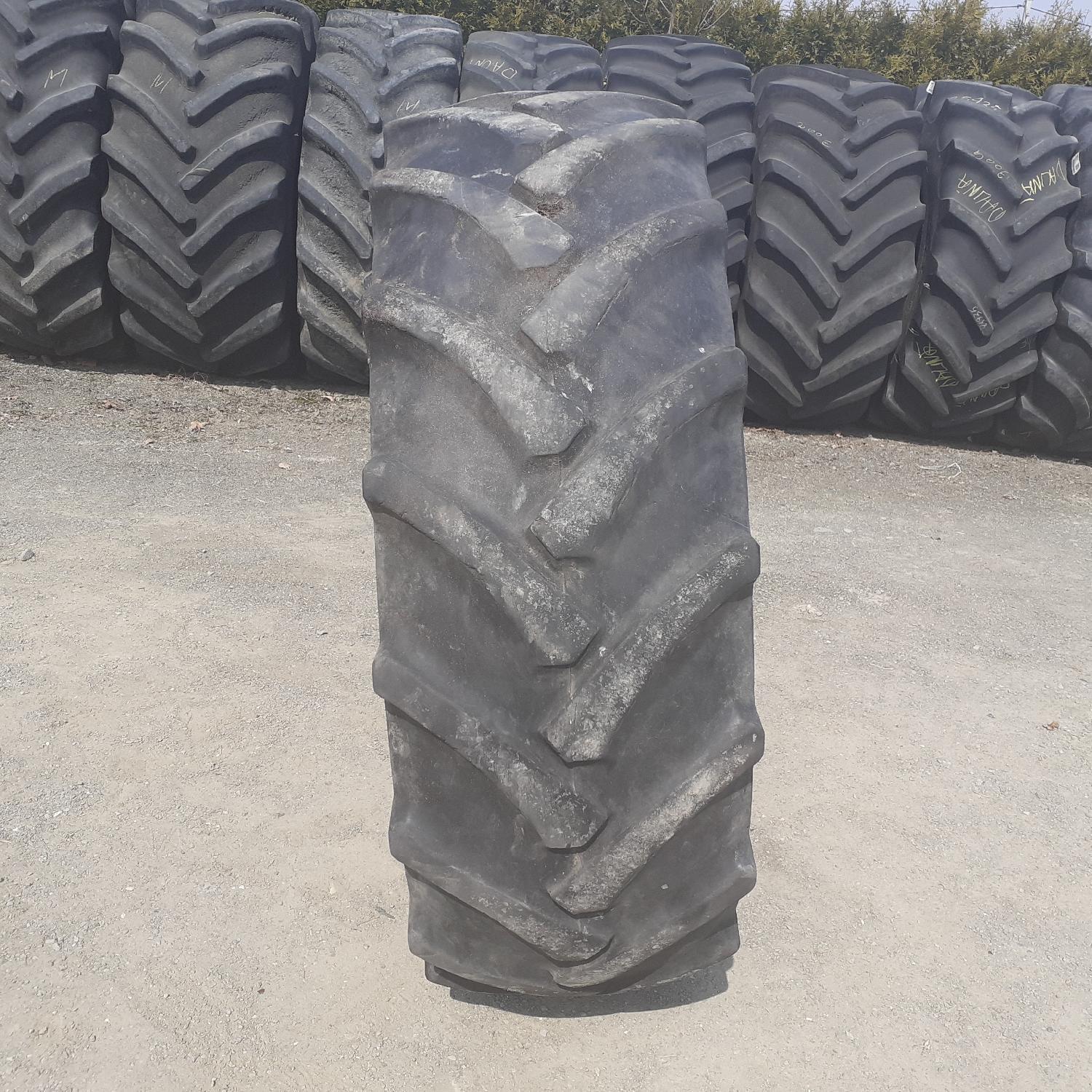  Cauciucuri 440/70R28 Continental