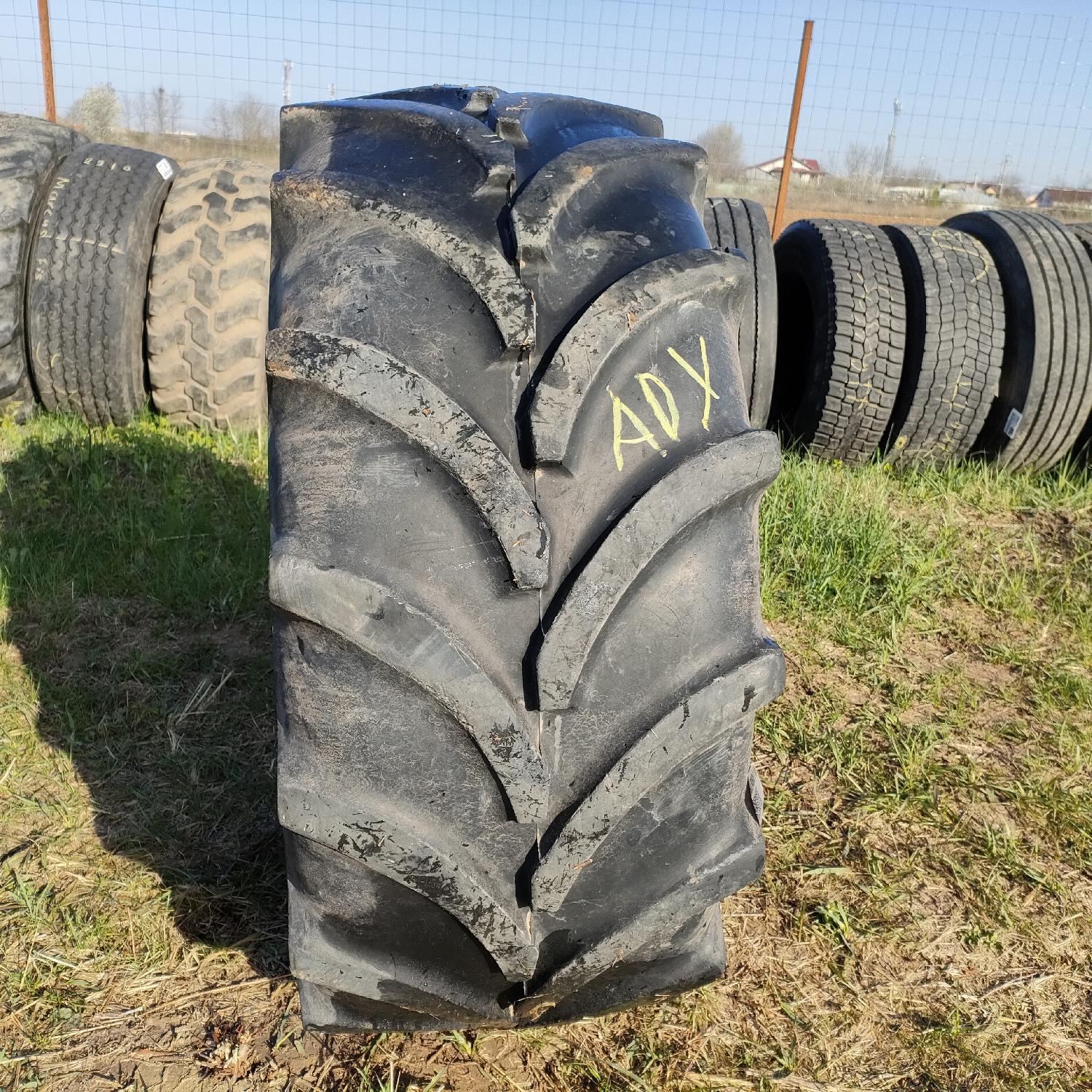  Cauciucuri 440/65R24  Vredestein