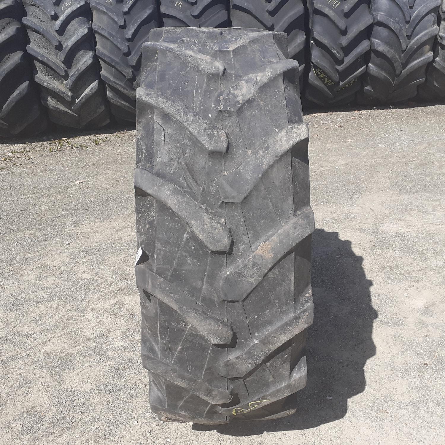  Cauciucuri 14.9R24 Pirelli