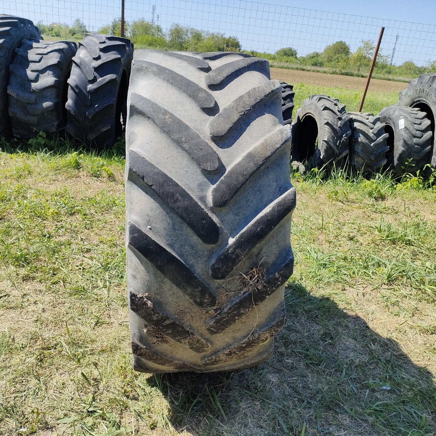  Cauciucuri 440/65R24  Michelin
