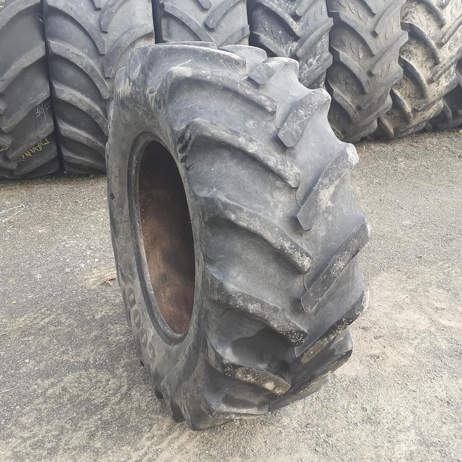  Cauciucuri 440/65R24  Goodyear