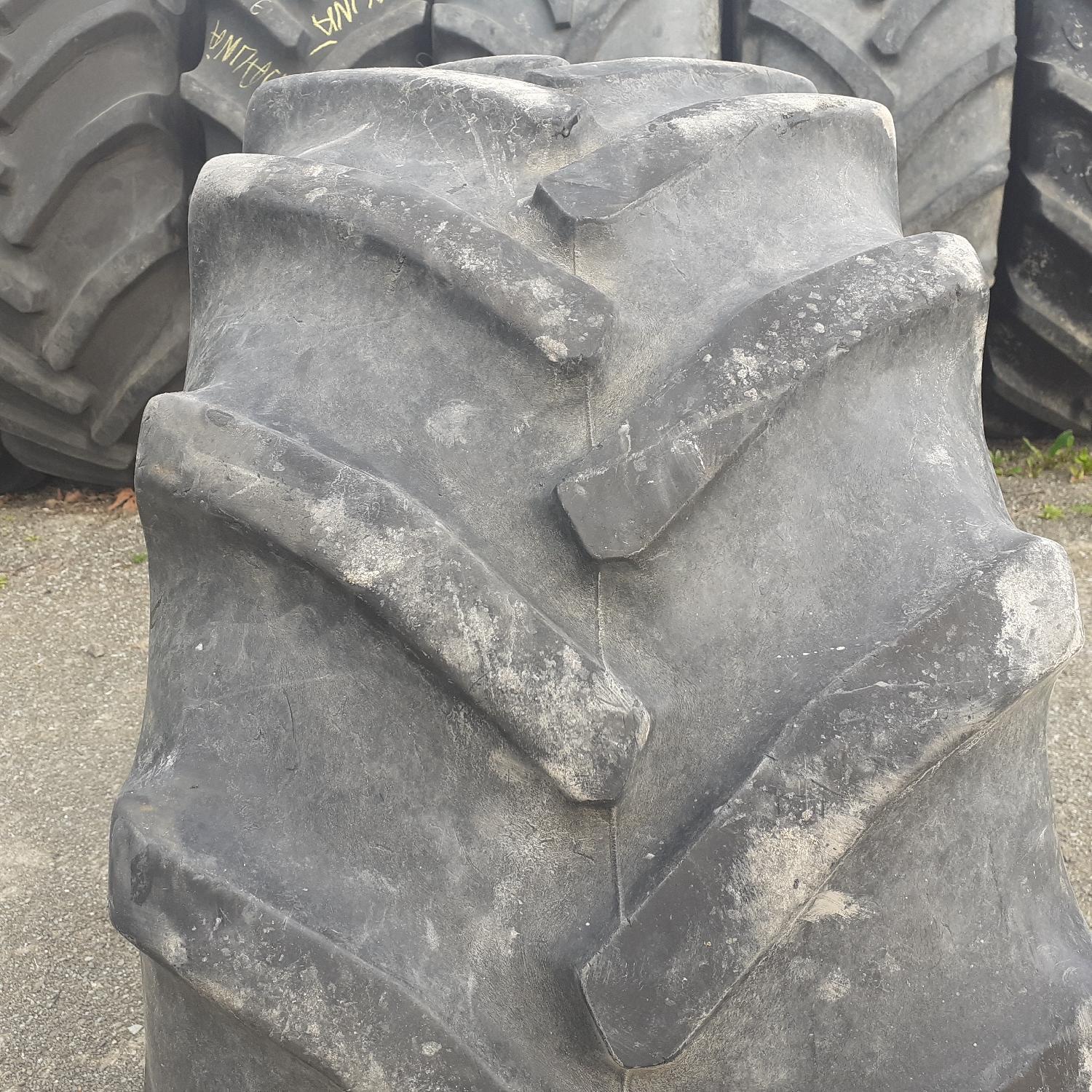  Cauciucuri 440/65R24  Goodyear