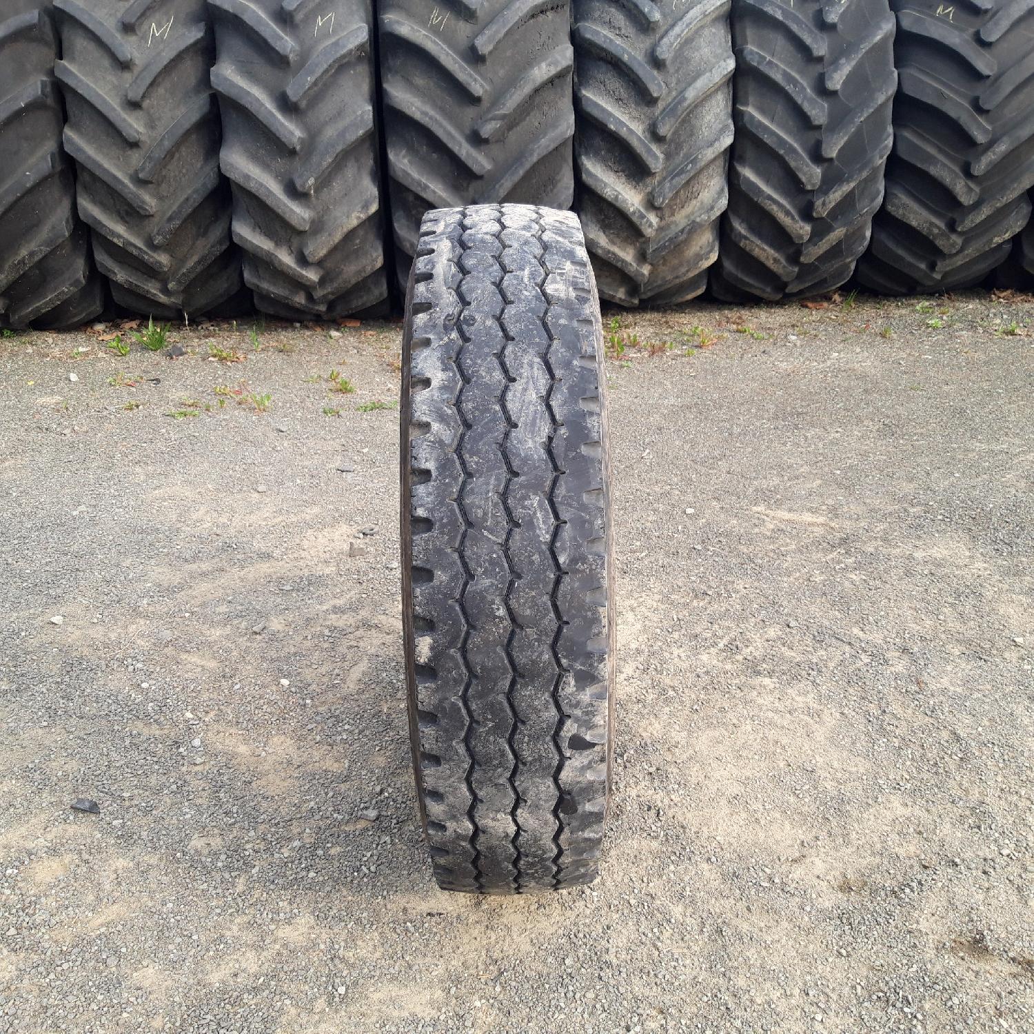  Cauciucuri 10R22.5 Bridgestone