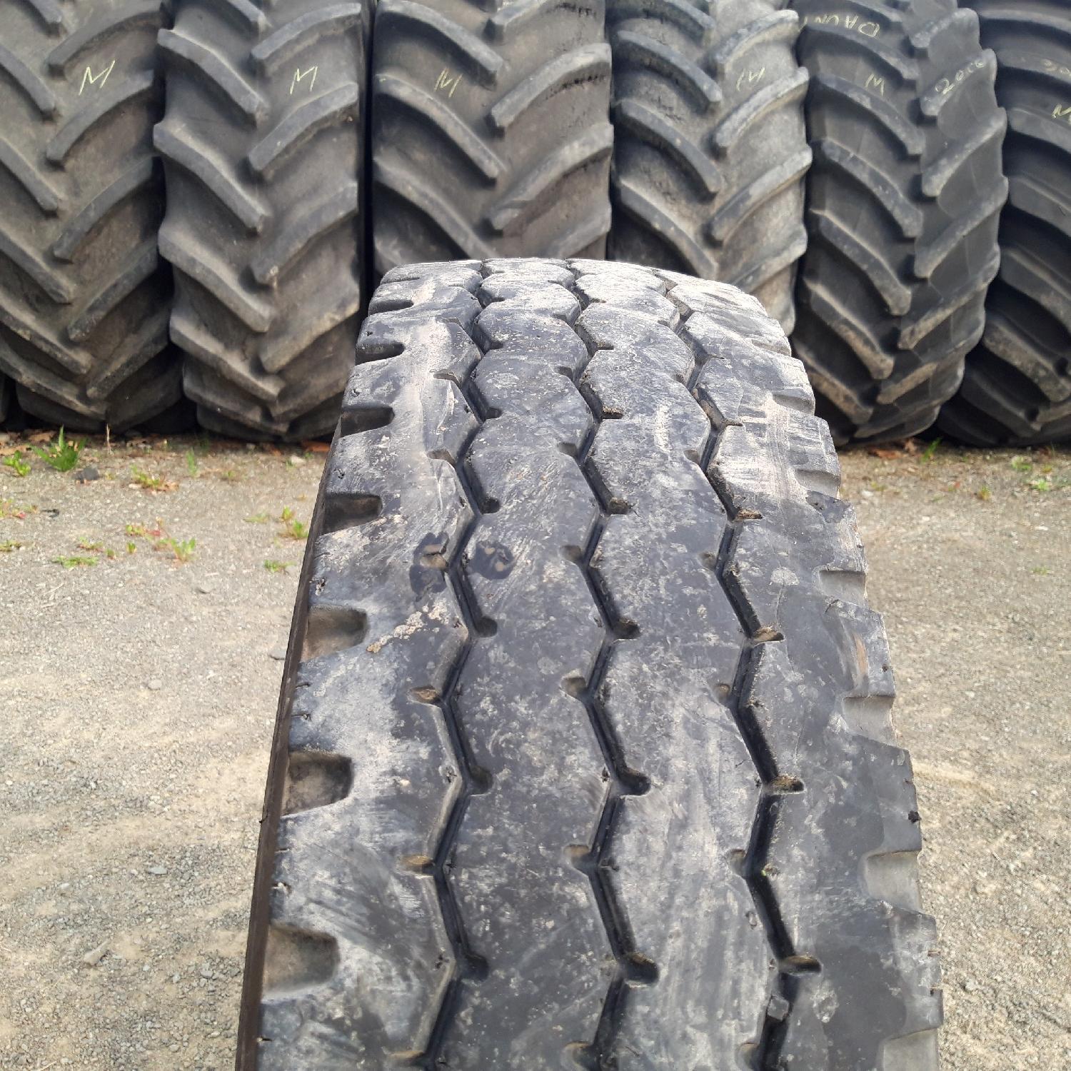  Cauciucuri 10R22.5 Bridgestone