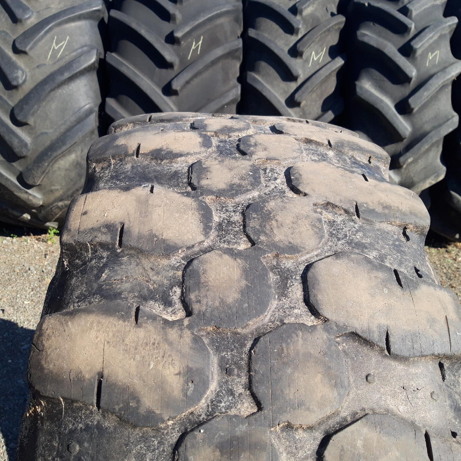  Cauciucuri 460/70R24 Michelin