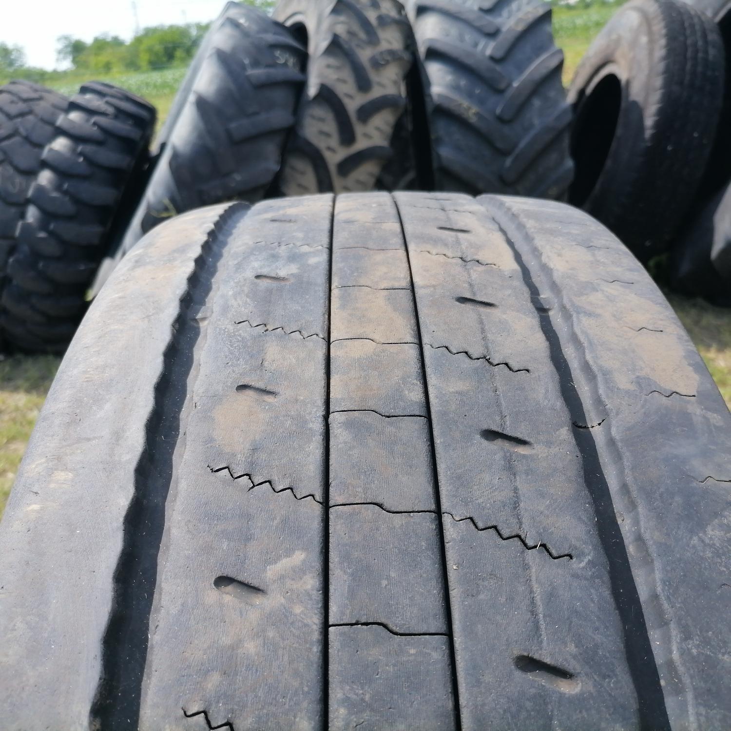  Cauciucuri 315/70R22.5 Bridgestone