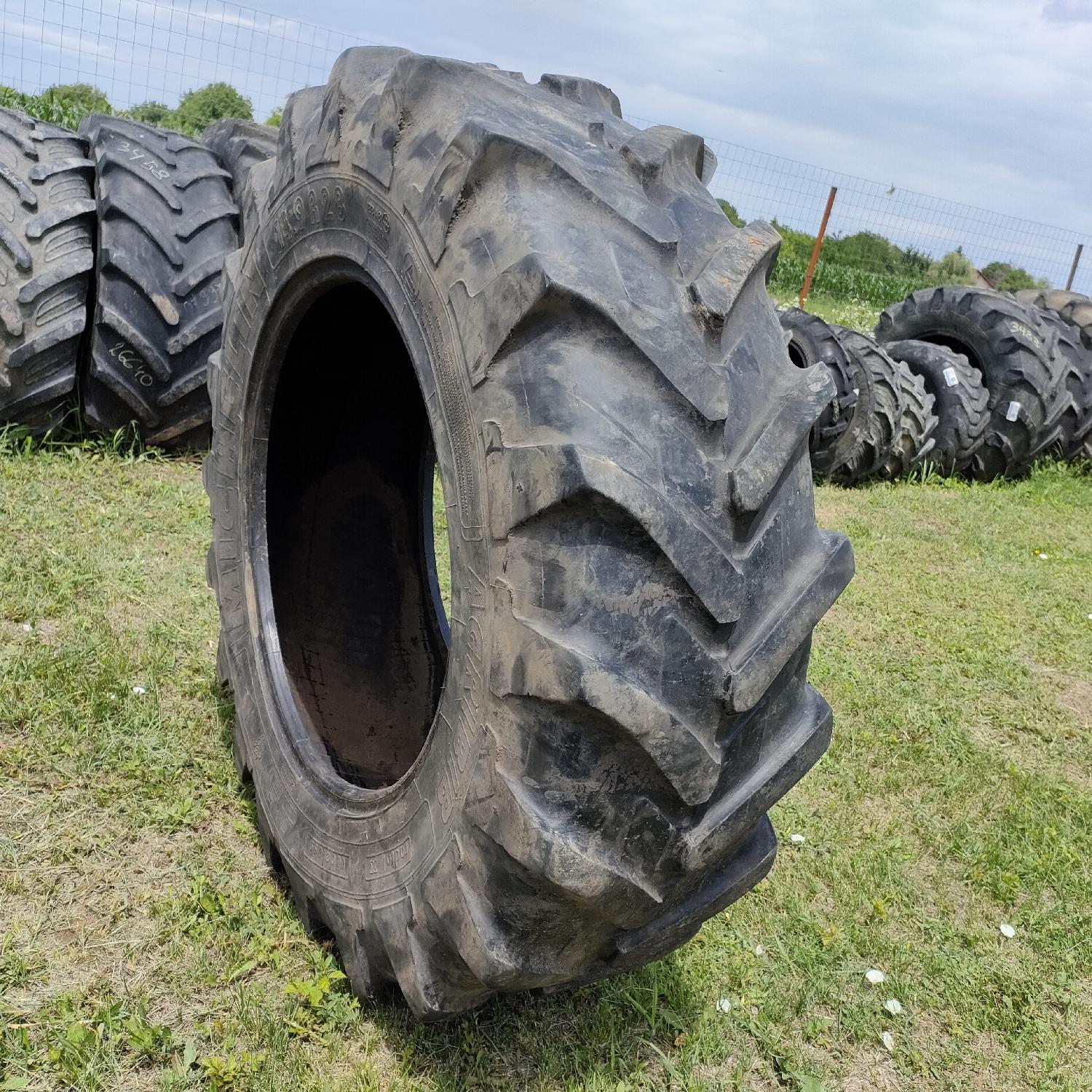  Cauciucuri 14.9R28 (380/85R28) Michelin