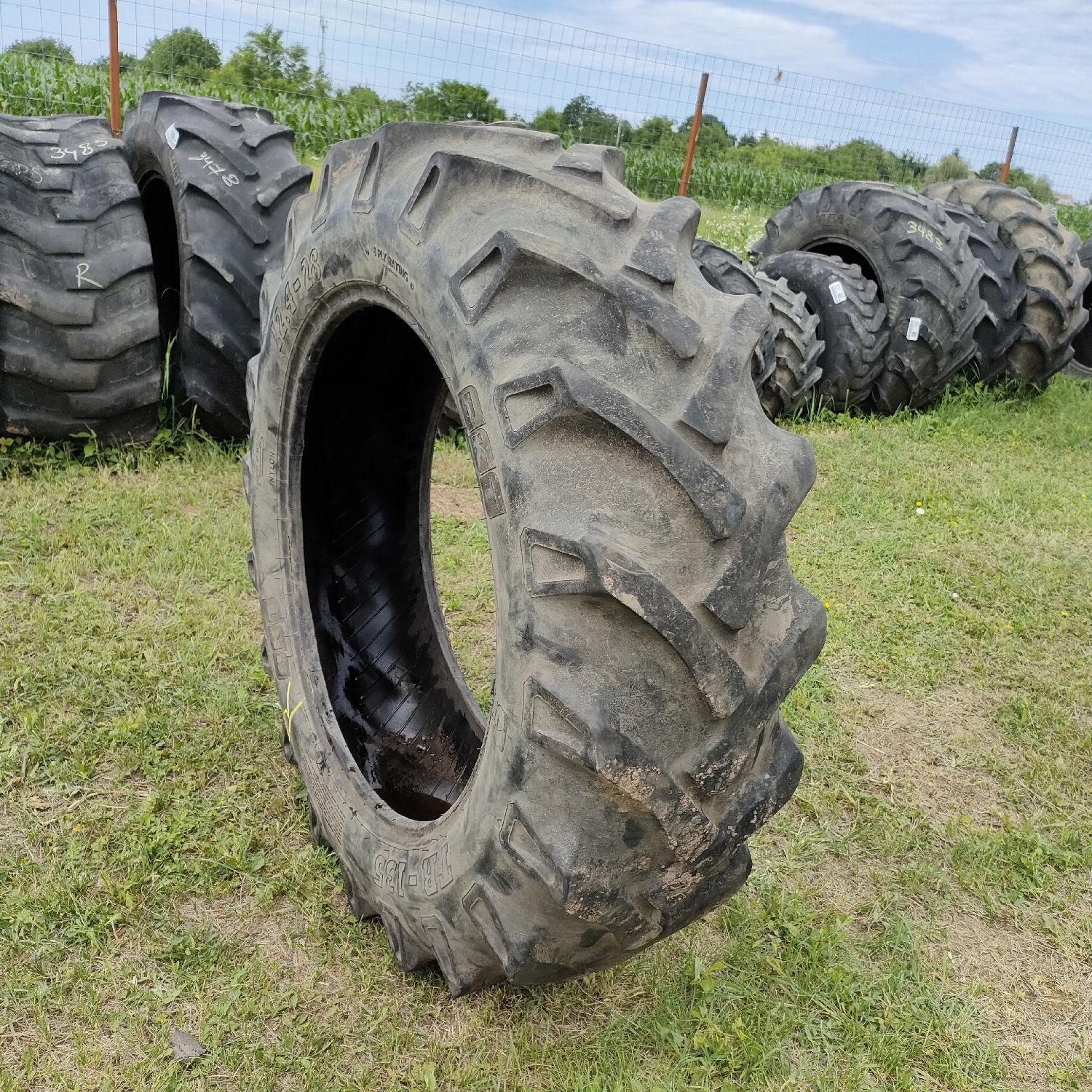 Cauciucuri 12.4-28 (320/85R28) Bkt