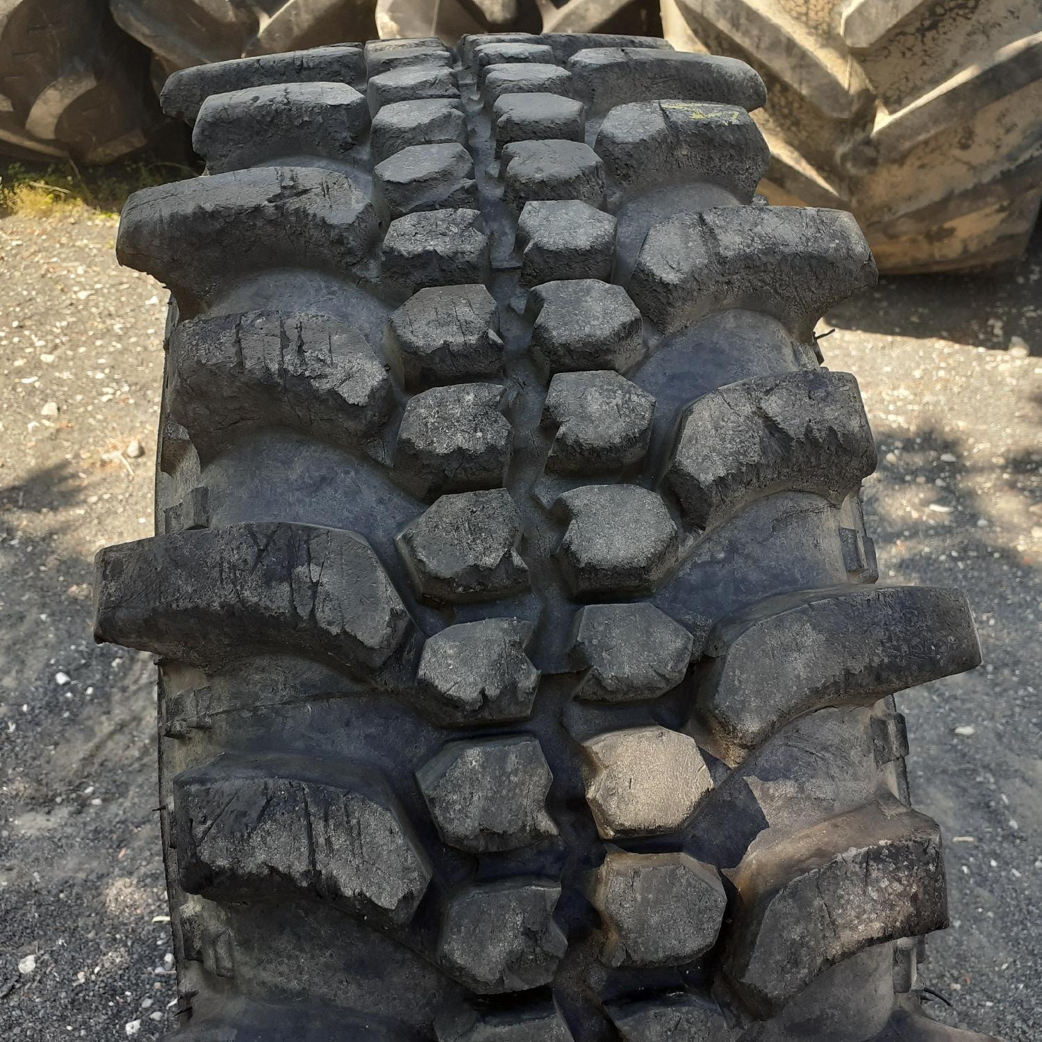  Cauciucuri 285/75R16  Universal