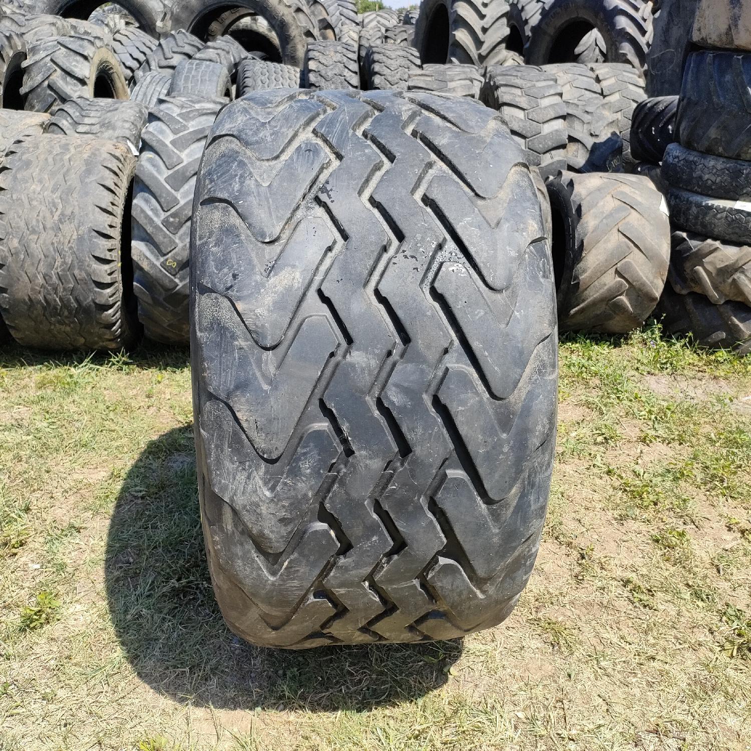  Cauciucuri 560/45R22.5 Vredestein