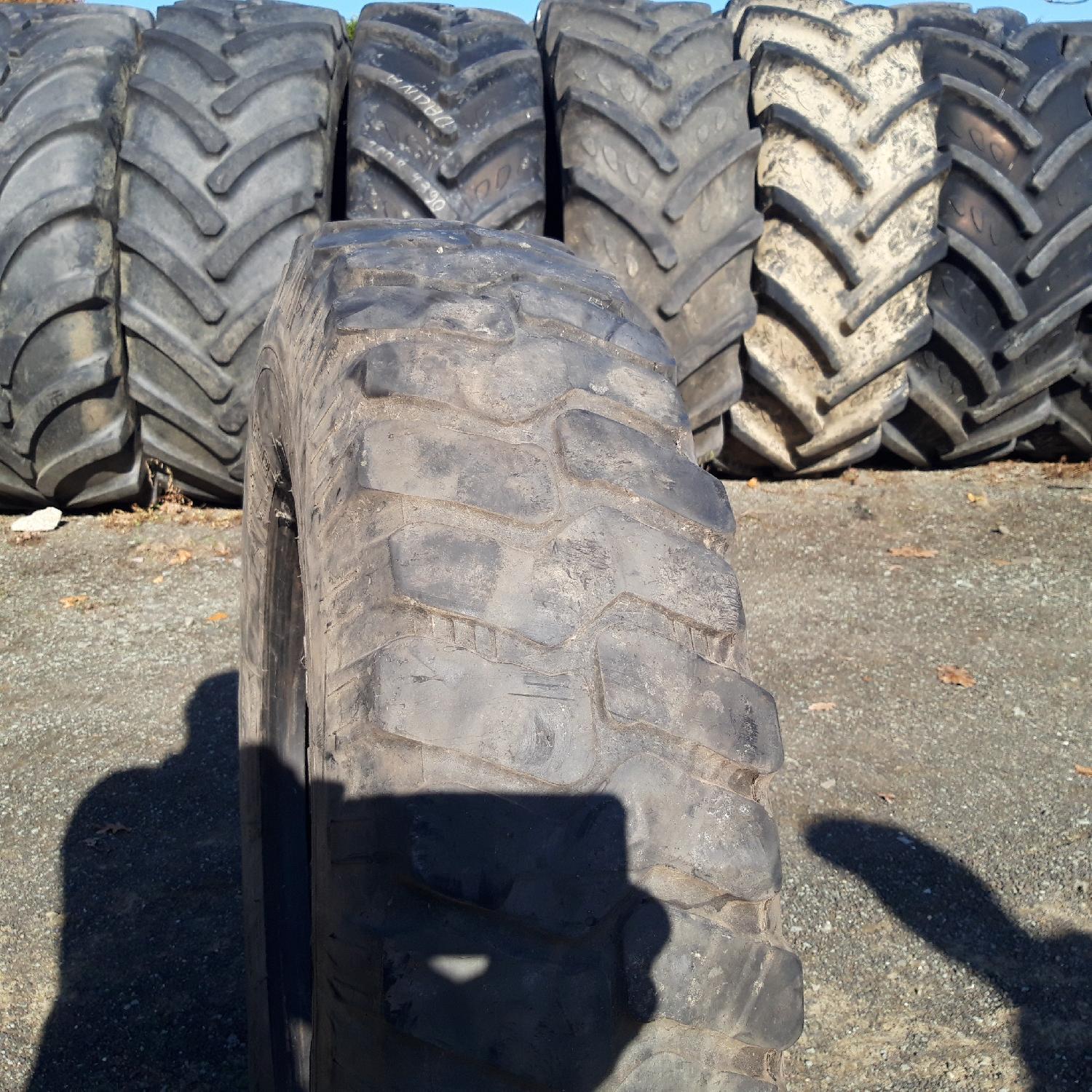  Cauciucuri 10R22.5 Uniroyal