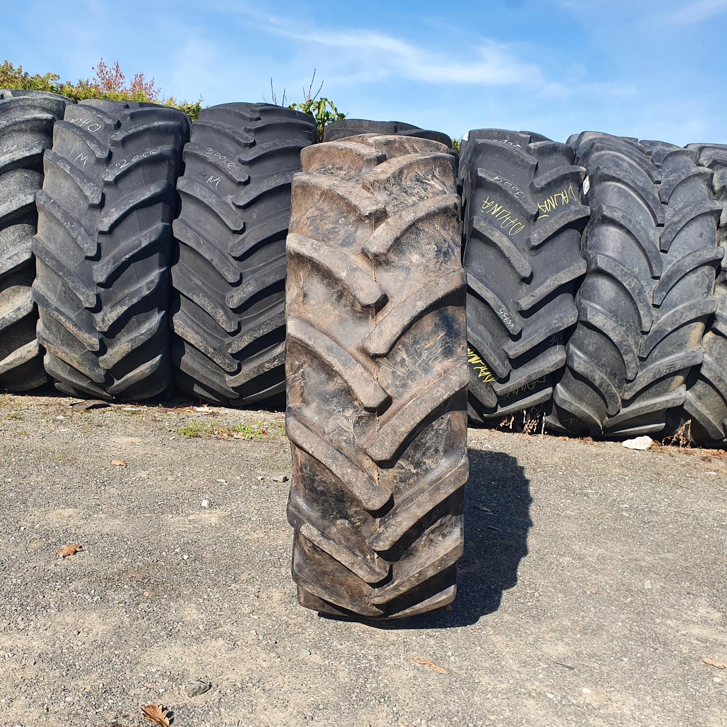  Cauciucuri 340/85R24 (13.6R24) Continental