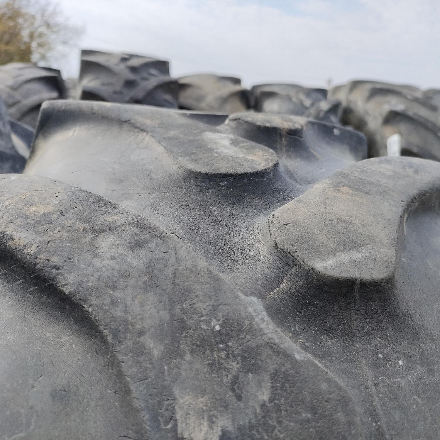  Cauciucuri 340/85R24 (13.6R24) Firestone