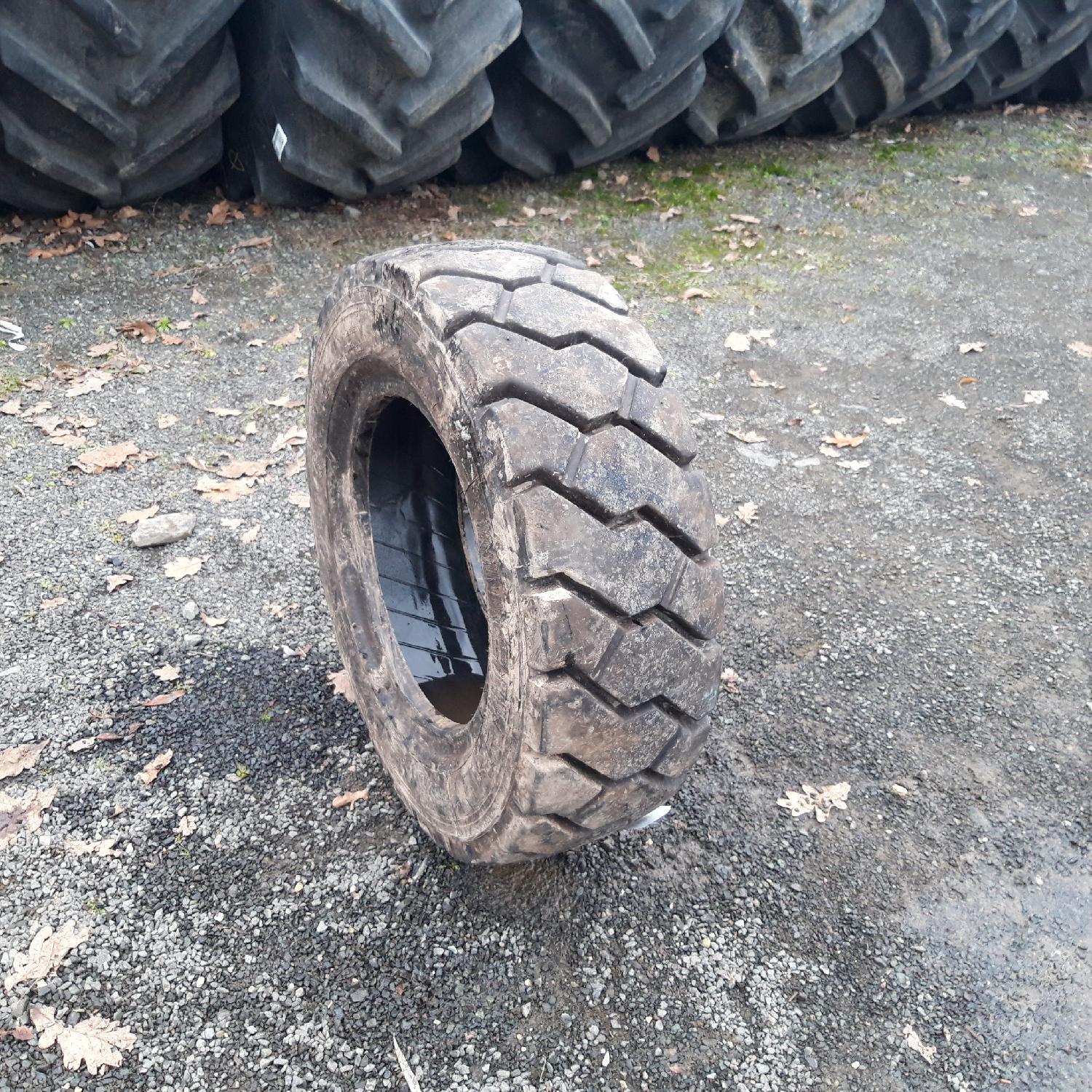  Cauciucuri 225/75R15 Michelin