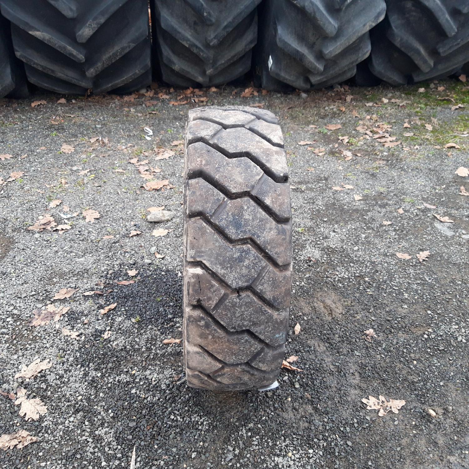  Cauciucuri 225/75R15 Michelin