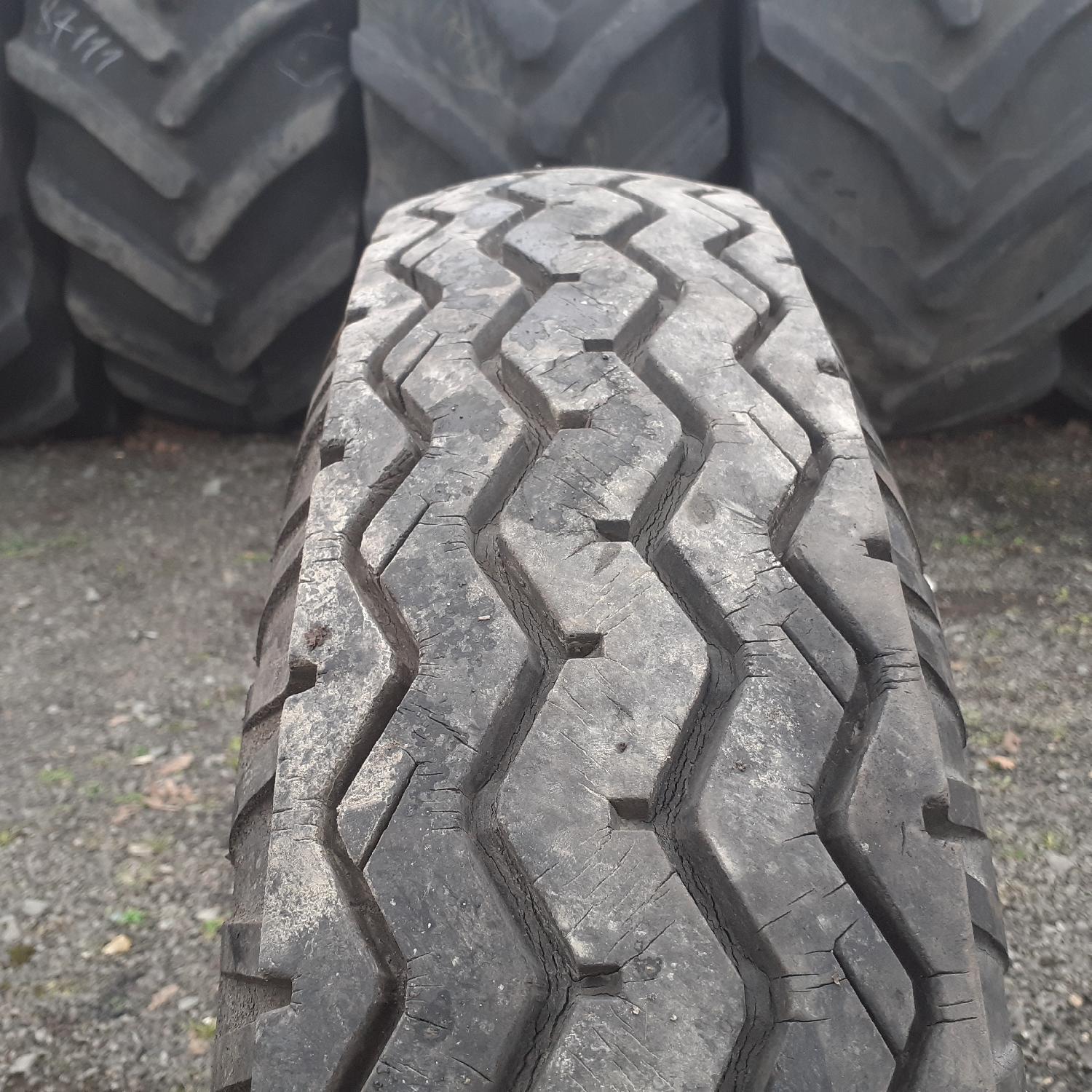  Cauciucuri 7.50-20  Pneumat