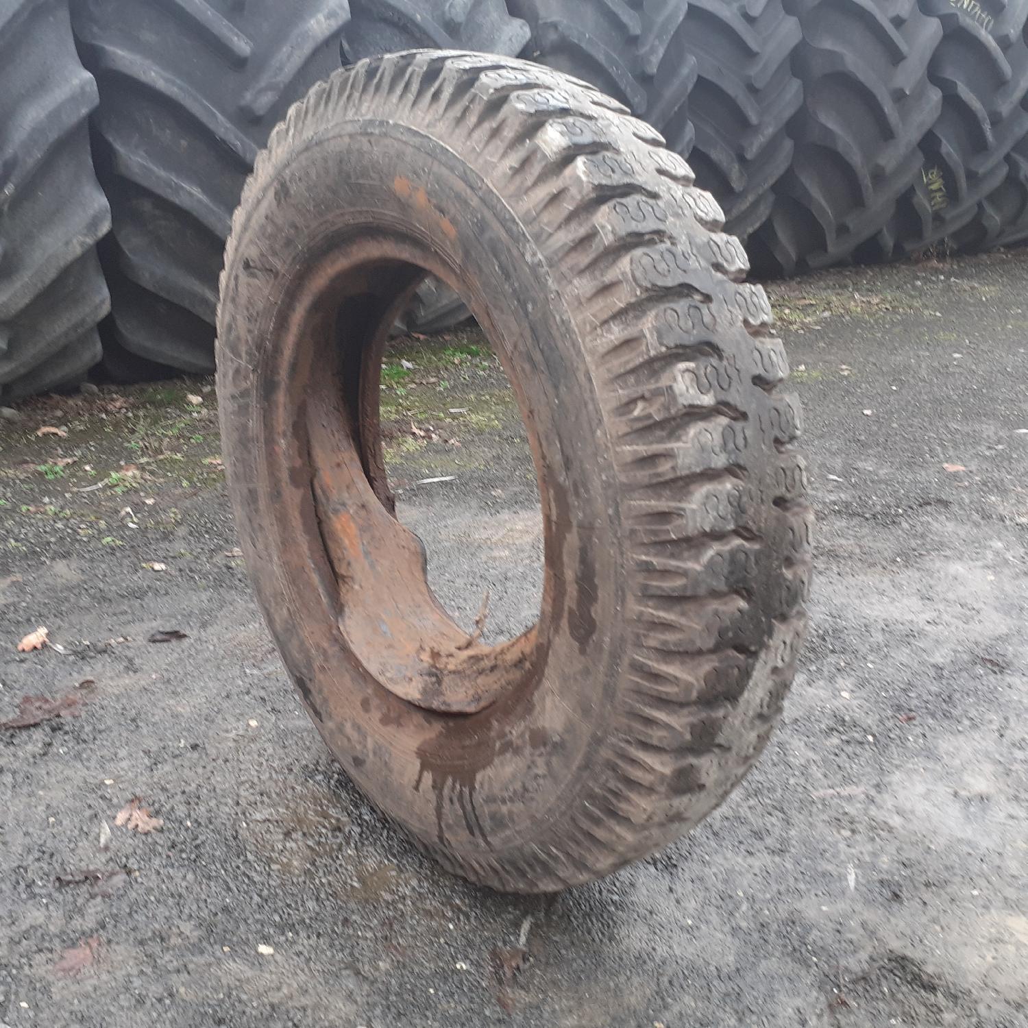  Cauciucuri 7.50-20  Prostor
