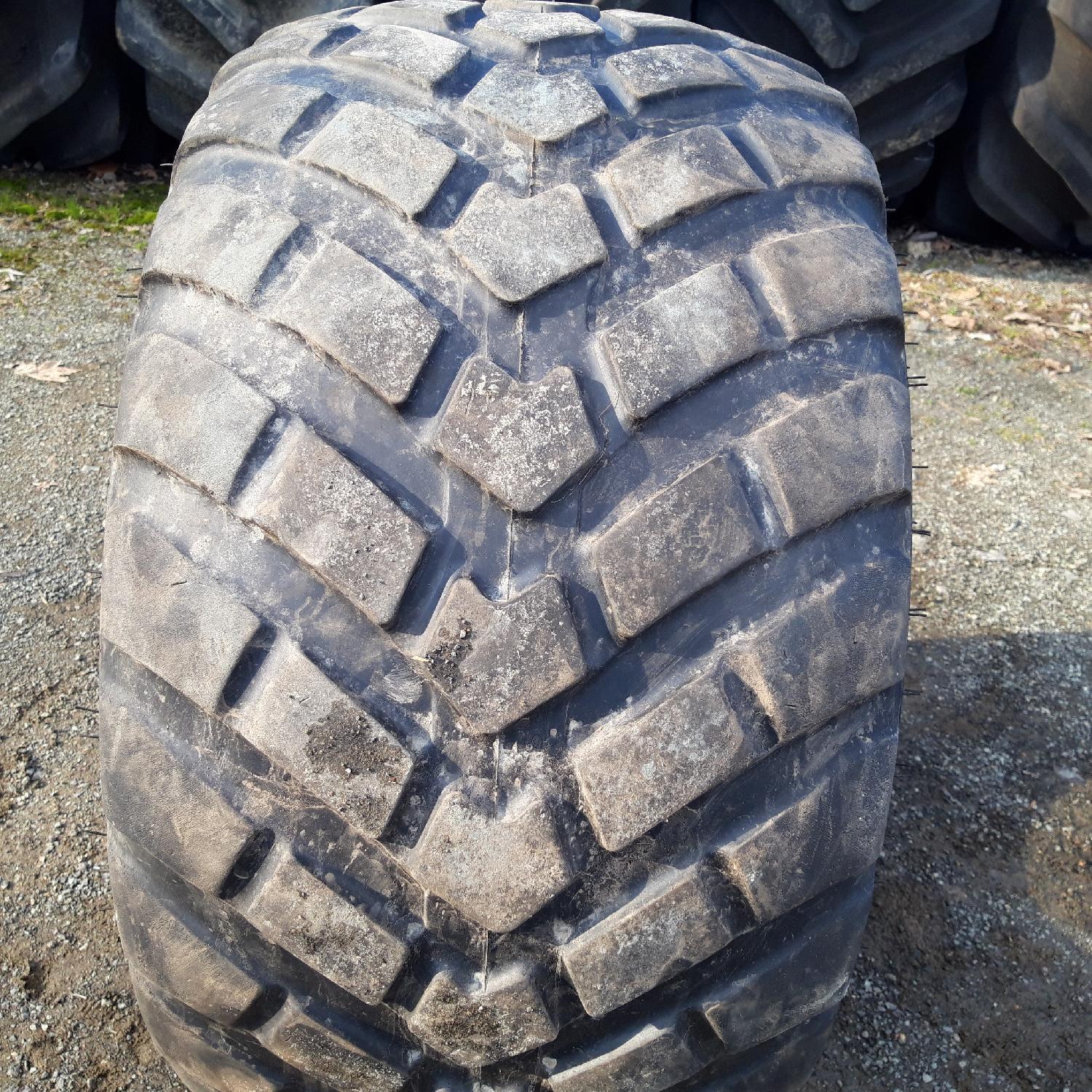  Cauciucuri 400/45R17.5 Bkt