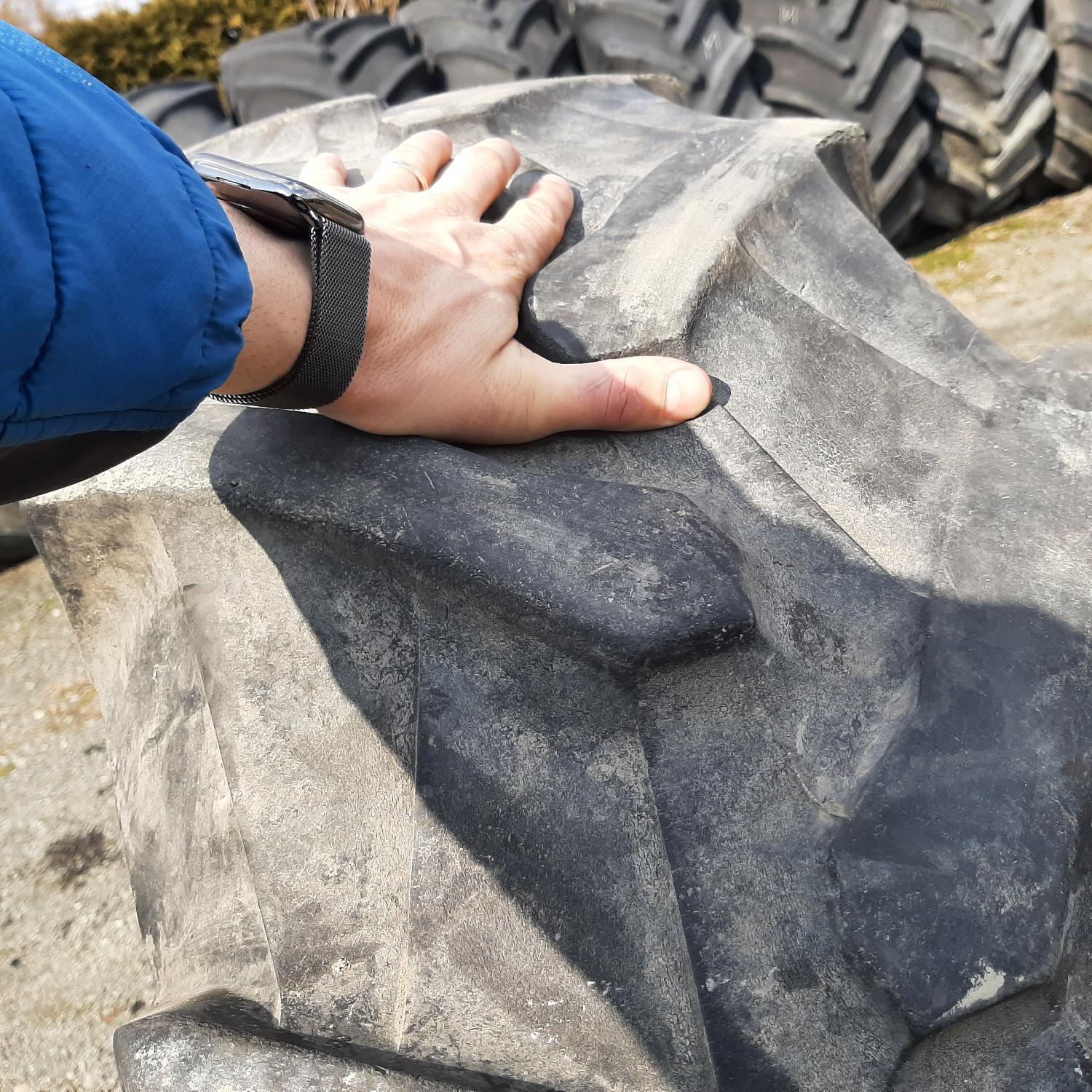  Cauciucuri 14.9R28 (380/85R28) Trelleborg
