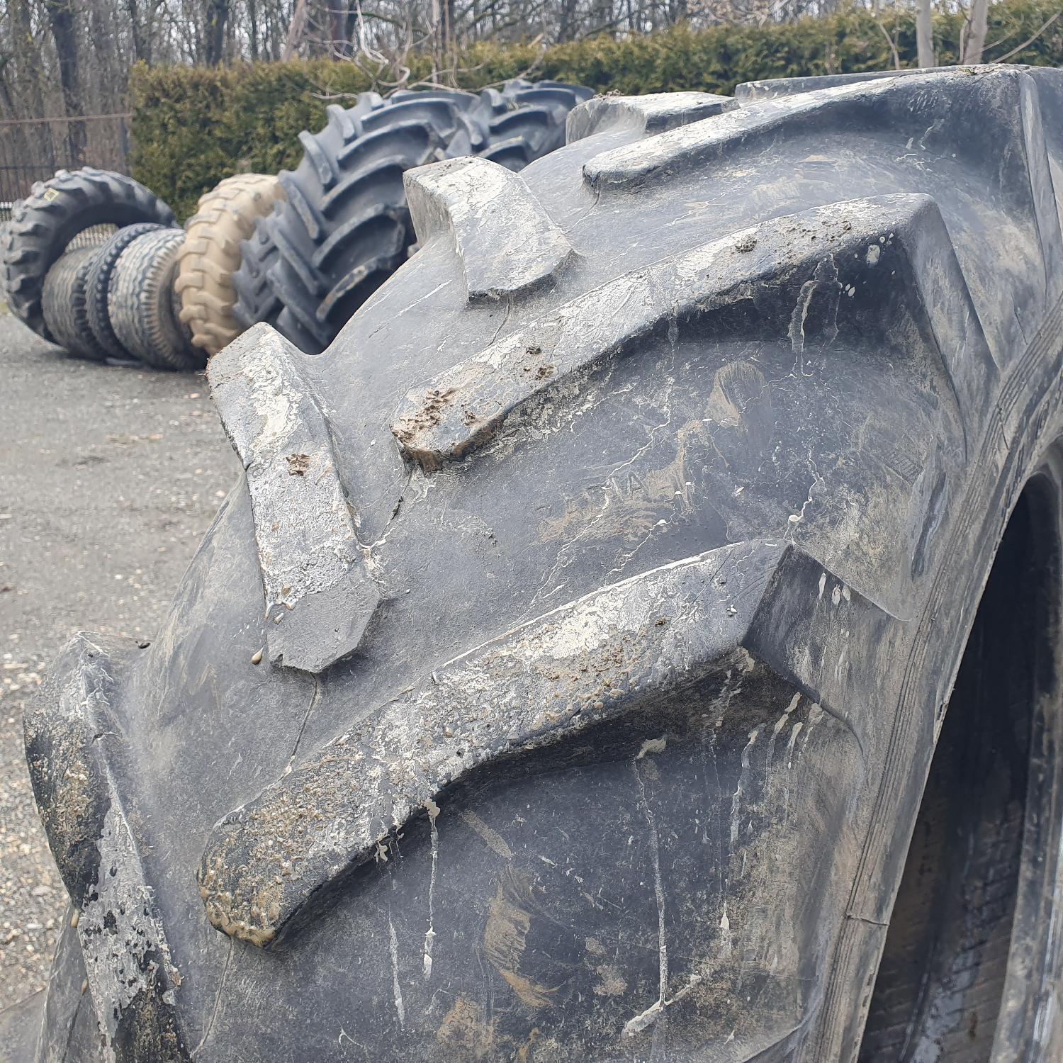  Cauciucuri 14.9R28 (380/85R28) Semperit